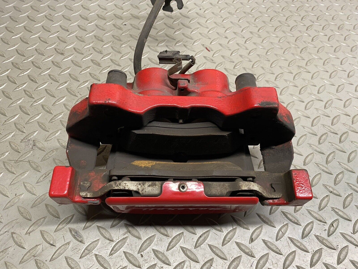 2017-2020 MASERATI LEVANTE M161 OEM LEFT FRONT BRAKE CALIPER DRIVER COMPLETE!