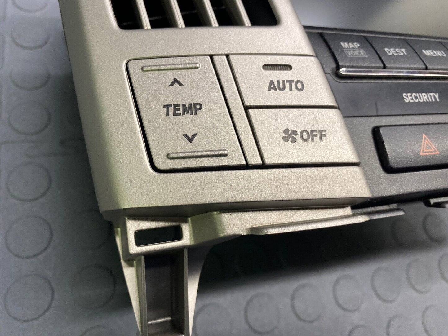 06 07 08 09 Lexus RX400h Navigation Screen Radio Climate Control 86110-48500