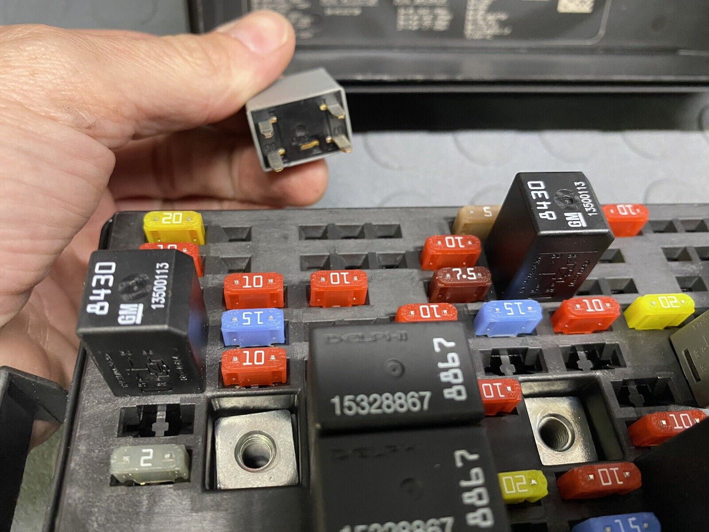 2008-2011 Cadillac DTS Buick Lucerne Fuse Box Relay 13712250 TESTED! NO MELT!!