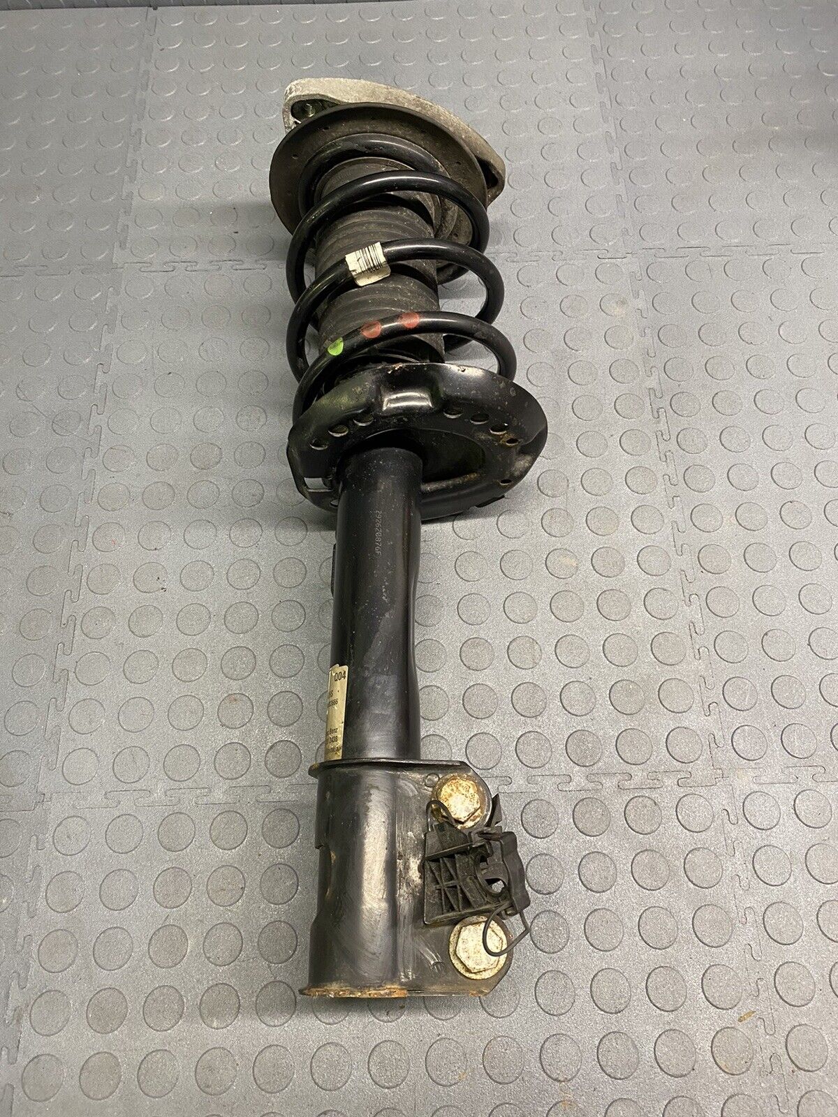 17 18 19 INFINITI QX30 FRONT RIGHT PASSENGER SIDE SHOCK ABSORBER STRUT OEM 60k
