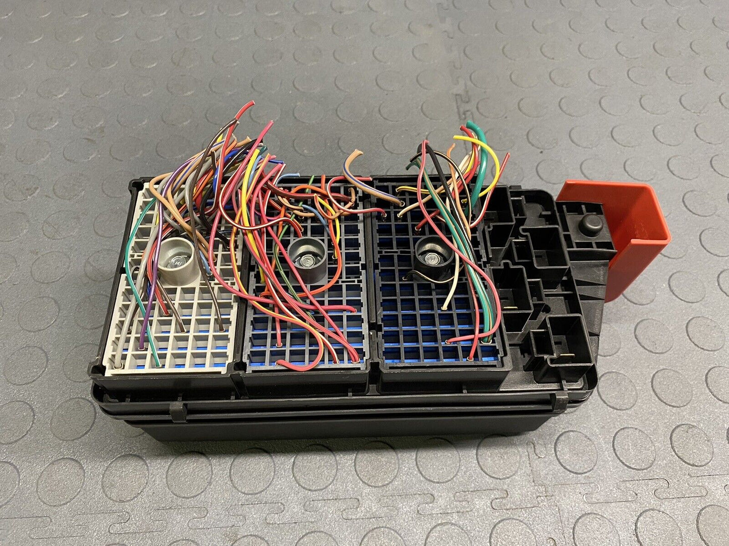 2008-2011 Cadillac DTS Buick Lucerne Fuse Box Relay 13712250 TESTED! NO MELT!!