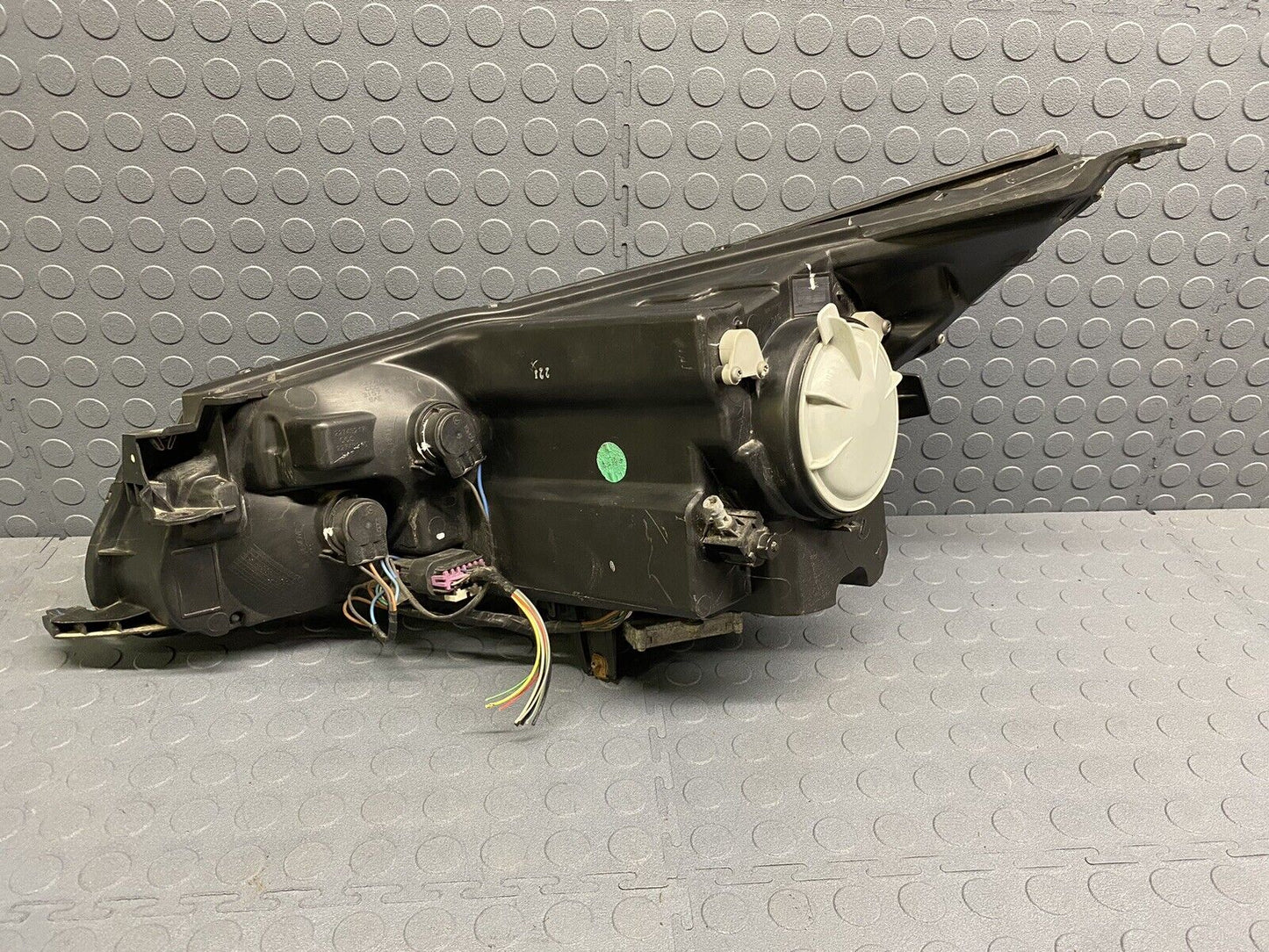 2010 - 2013 Buick Lacrosse Passenger Right Xenon HID Headlight AFS No Damage