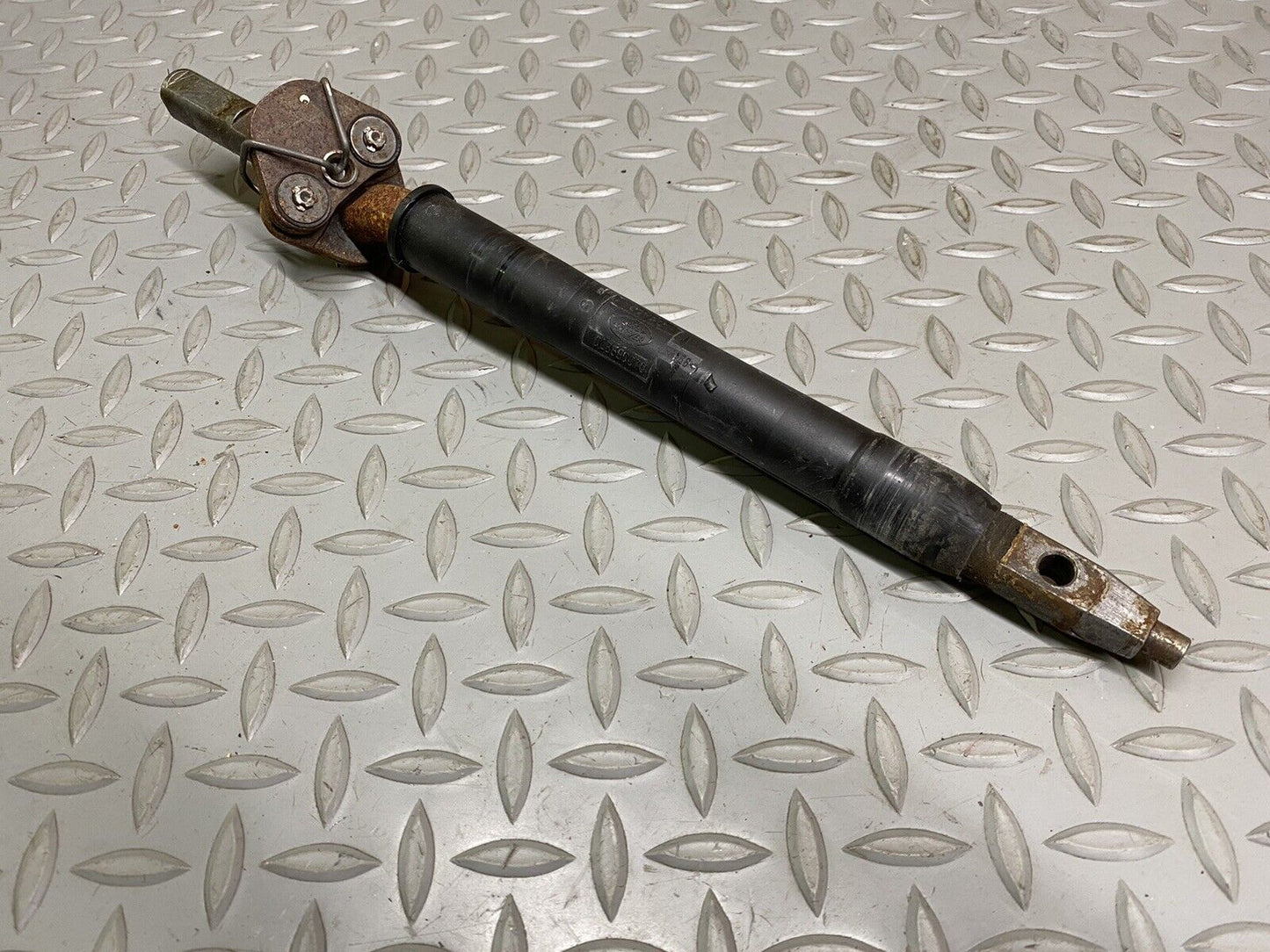 RANGE ROVER SPORT LR3 LR4 STEERING COLUMN INTERMEDIATE COUPLING SHAFT 06-13