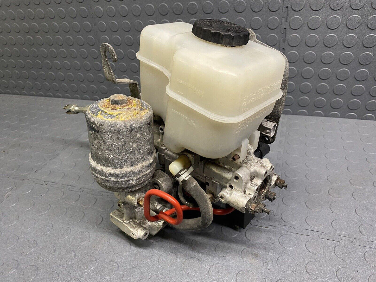 2005-2009 LEXUS GX470 TOYOTA 4RUNNER ABS BRAKE MASTER CYLINDER PUMP 89541-35050