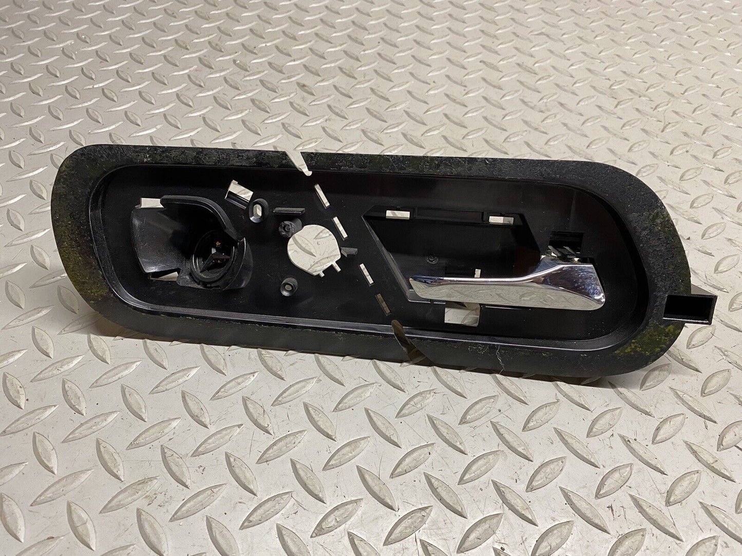 97-04 Mercedes SLK230 SLK320 R170 Passenger Side Right Interior Door Handle OEM