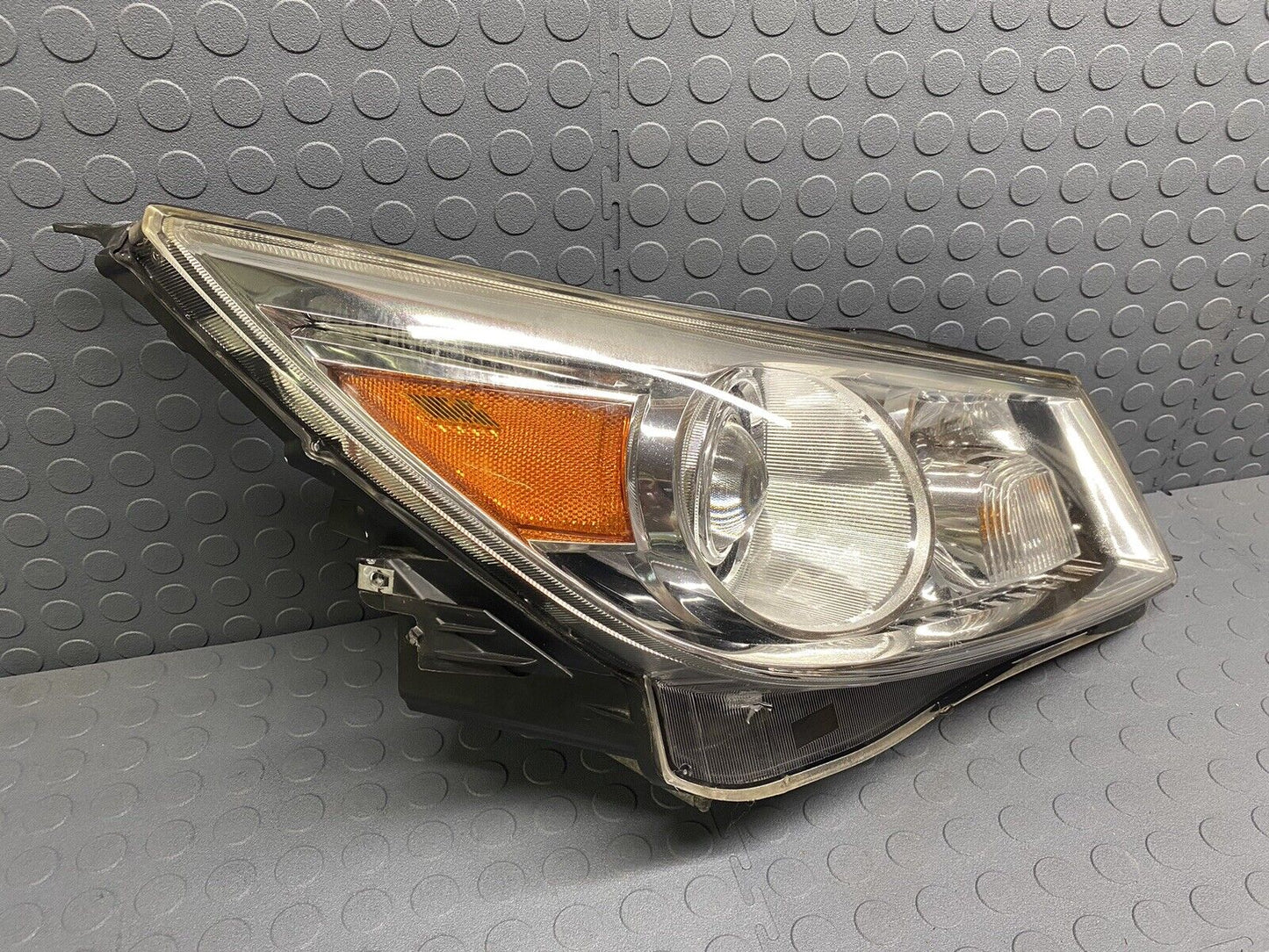 2010 - 2013 Buick Lacrosse Passenger Right Xenon HID Headlight AFS No Damage