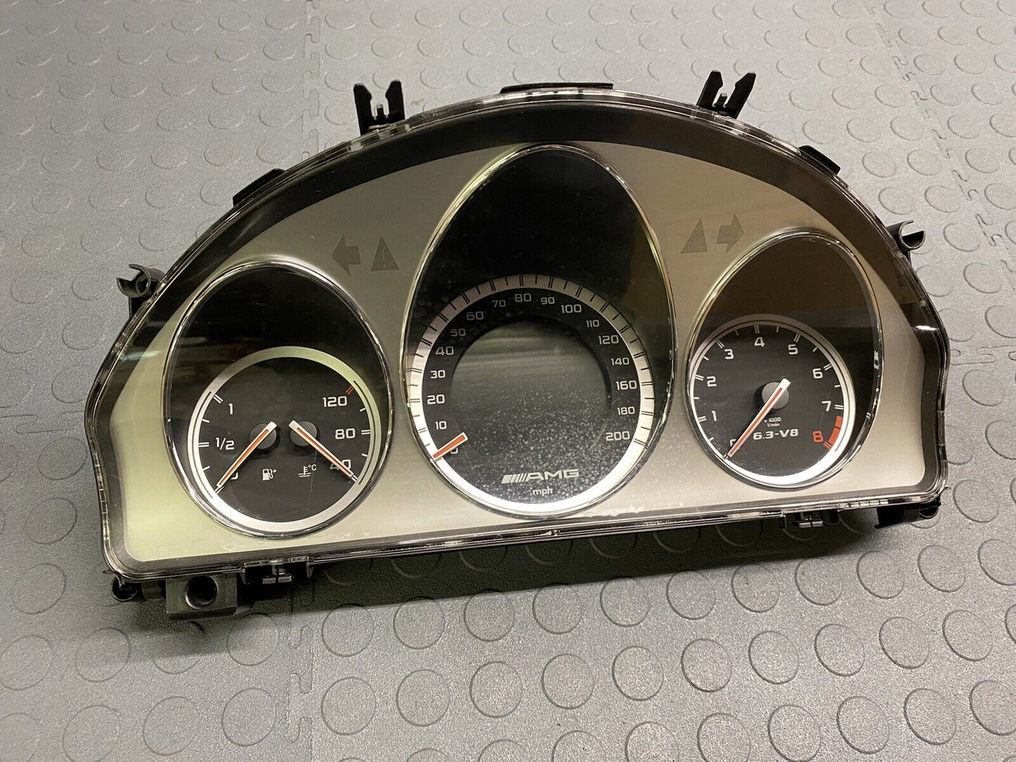 2008-2011 Mercedes W204 C63 AMG Instrument Speedometer Cluster A2049064200 102k