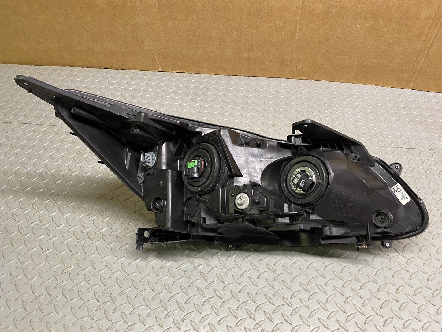 16-17 Honda Accord Sedan Left LH Driver Headlight Headlamp HALOGEN 2016 2017