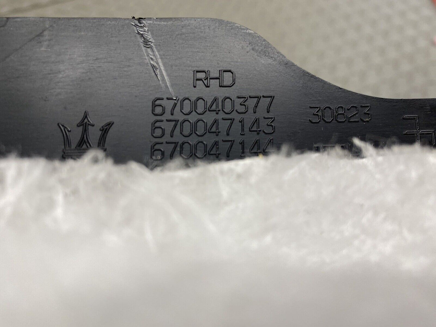 2017+ MASERATI LEVANTE RIGHT REAR PASSENGER SILL SCUFF PLATE ILLUMINATED BLACK