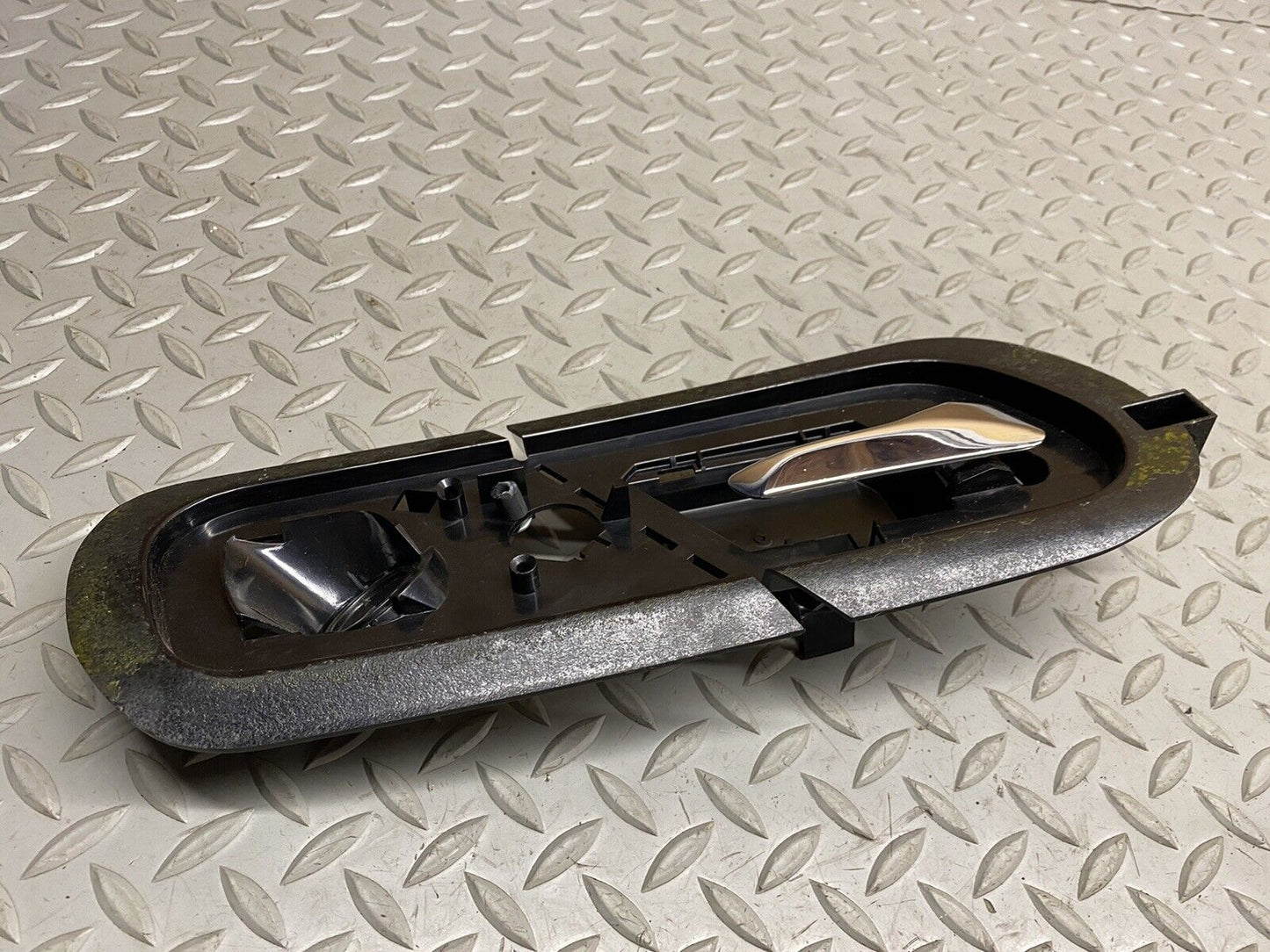 97-04 Mercedes SLK230 SLK320 R170 Passenger Side Right Interior Door Handle OEM