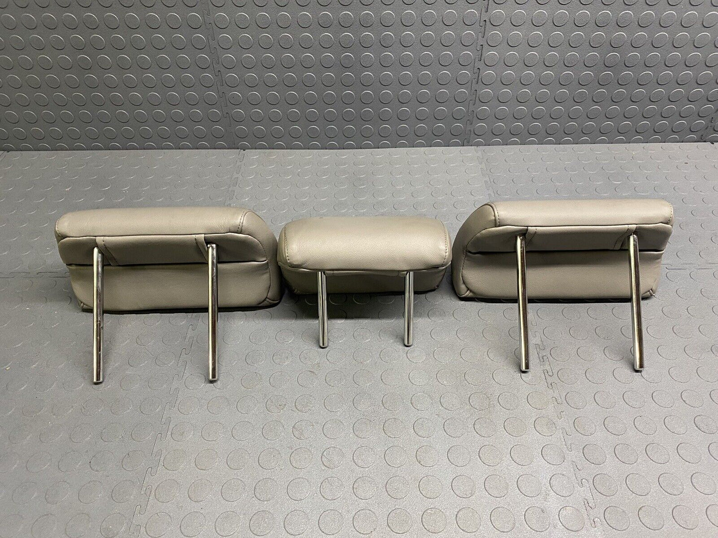 2003-2009 TOYOTA 4RUNNER SR5 REAR 2ND ROW HEAD RESTS HEADRESTS SET GRAY LEATHER