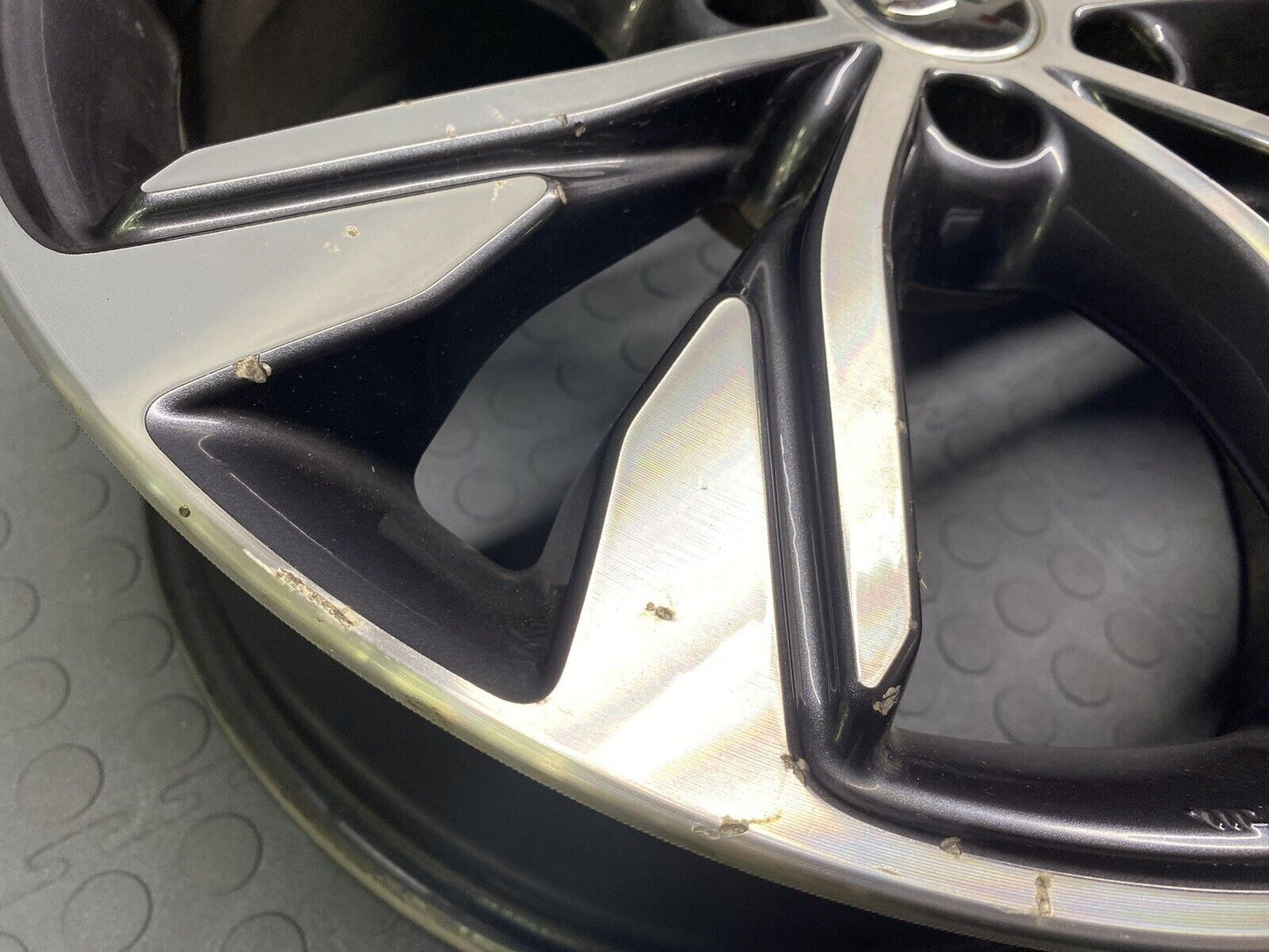 Wheel Rim 18x7 Alloy 10 Grooved Spoke 17-19 INFINITI QX30 OE