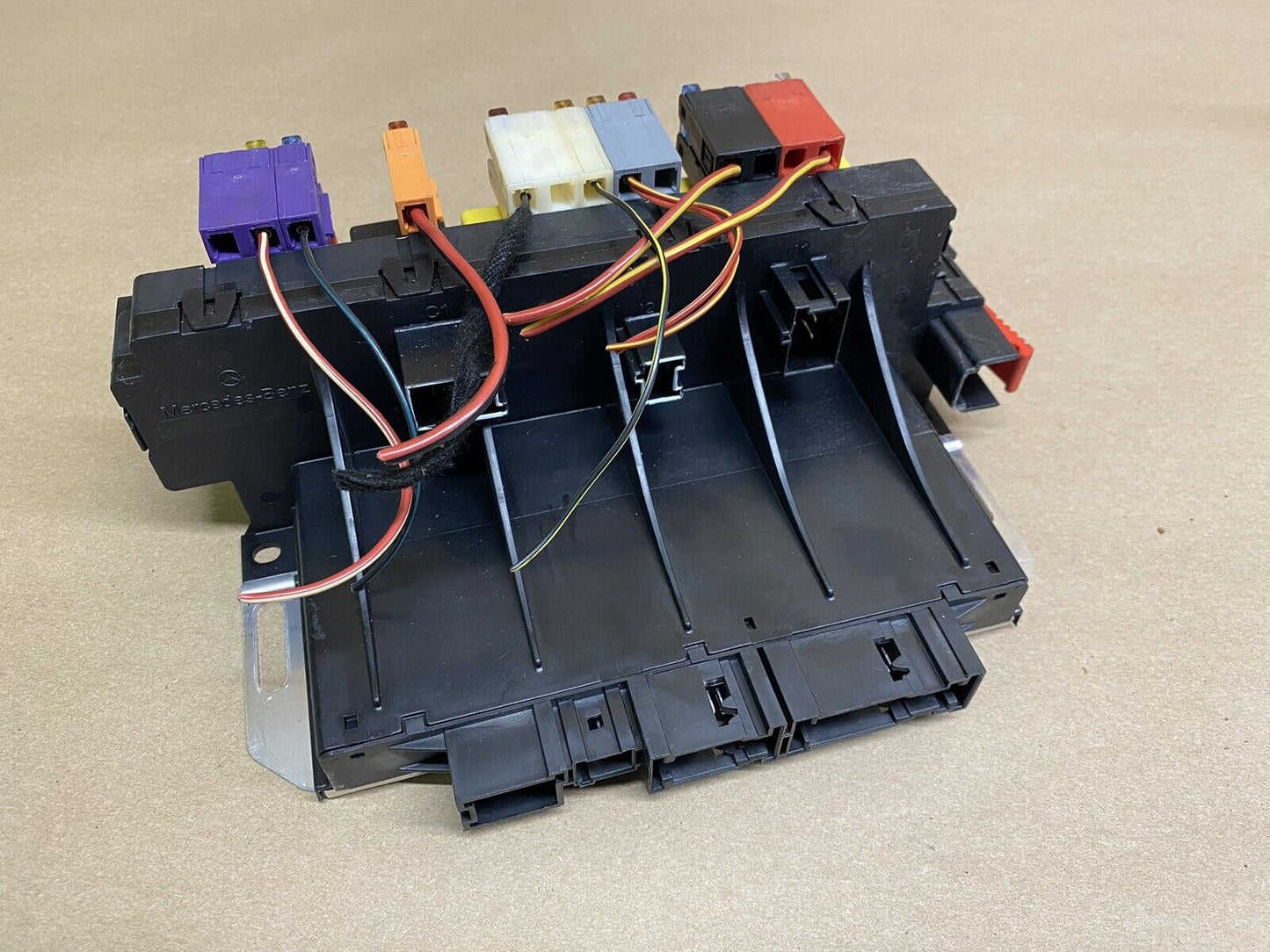 2001-2006 Mercedes W220 W215 AMG Front Left SAM Relay Fuse Box A0345459432