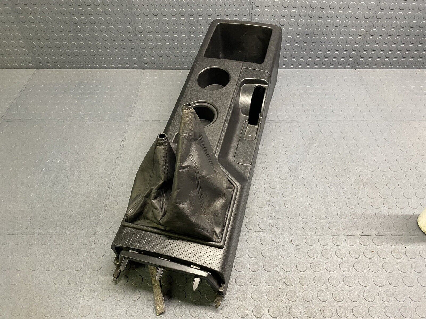 2007-2014 Toyota FJ Cruiser Center Console Shifter Bezel Cup Holder MANUAL TRANS