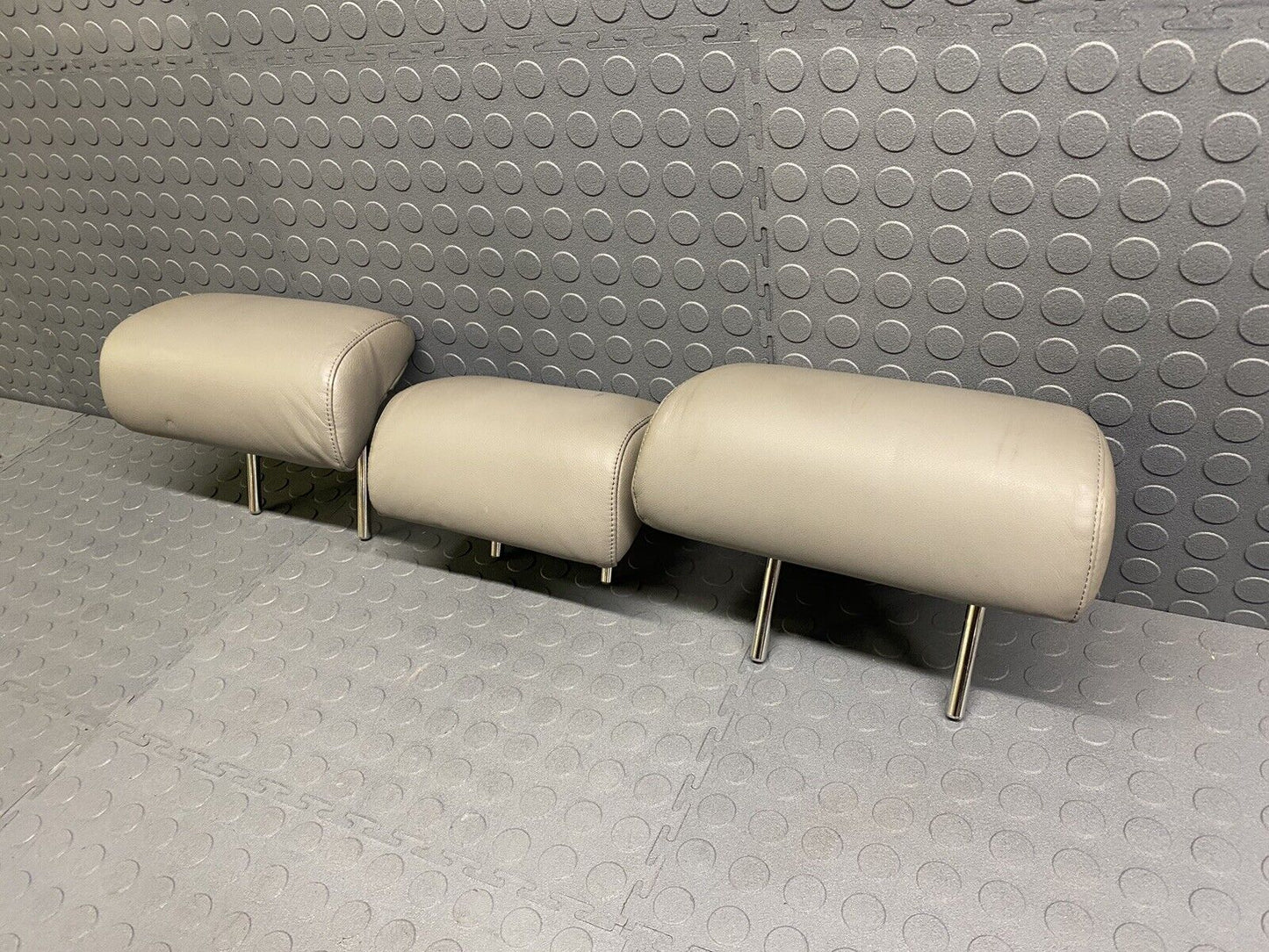 2003-2009 TOYOTA 4RUNNER SR5 REAR 2ND ROW HEAD RESTS HEADRESTS SET GRAY LEATHER