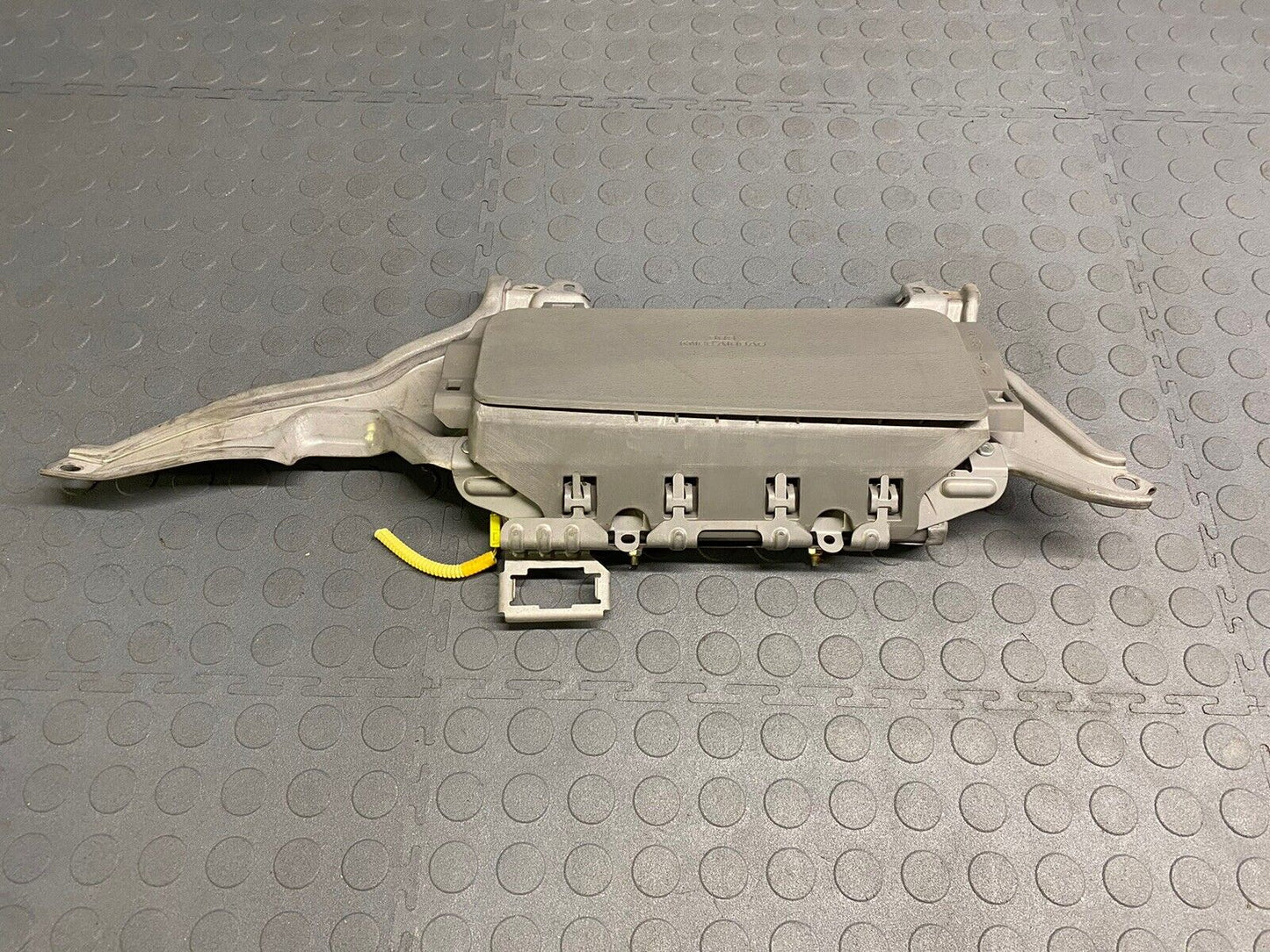2011-2016 TOYOTA SIENNA DRIVER KNEE BOLSTER PANEL GRAY LOWER