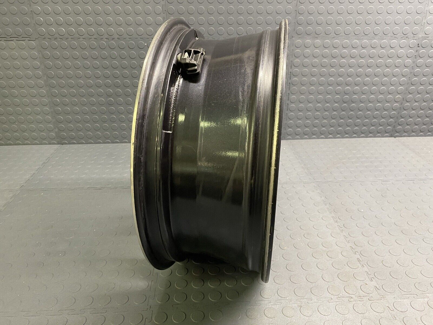 Wheel Rim 18x7 Alloy 10 Grooved Spoke 17-19 INFINITI QX30 OE