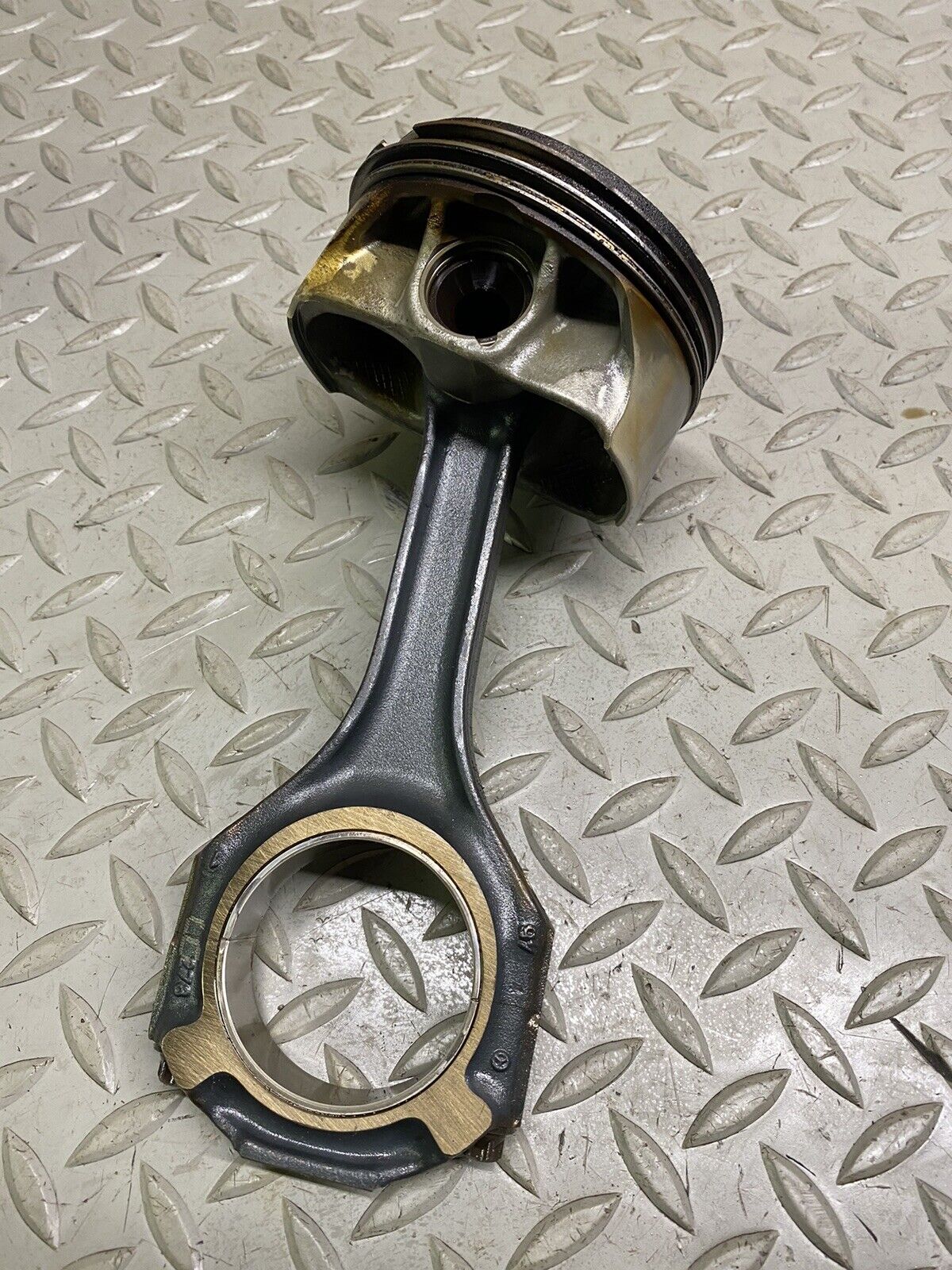 2012-2019 MERCEDES AMG OEM 5.5L M157 PISTON AND CONNECTING ROD 157030051764 G