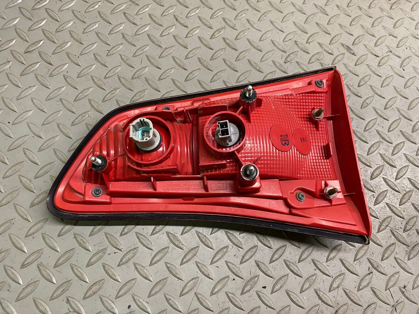 2011-2017 INFINITI QX56 QX80 LEFT DRIVER REAR INNER LED TAIL LIGHT LAMP
