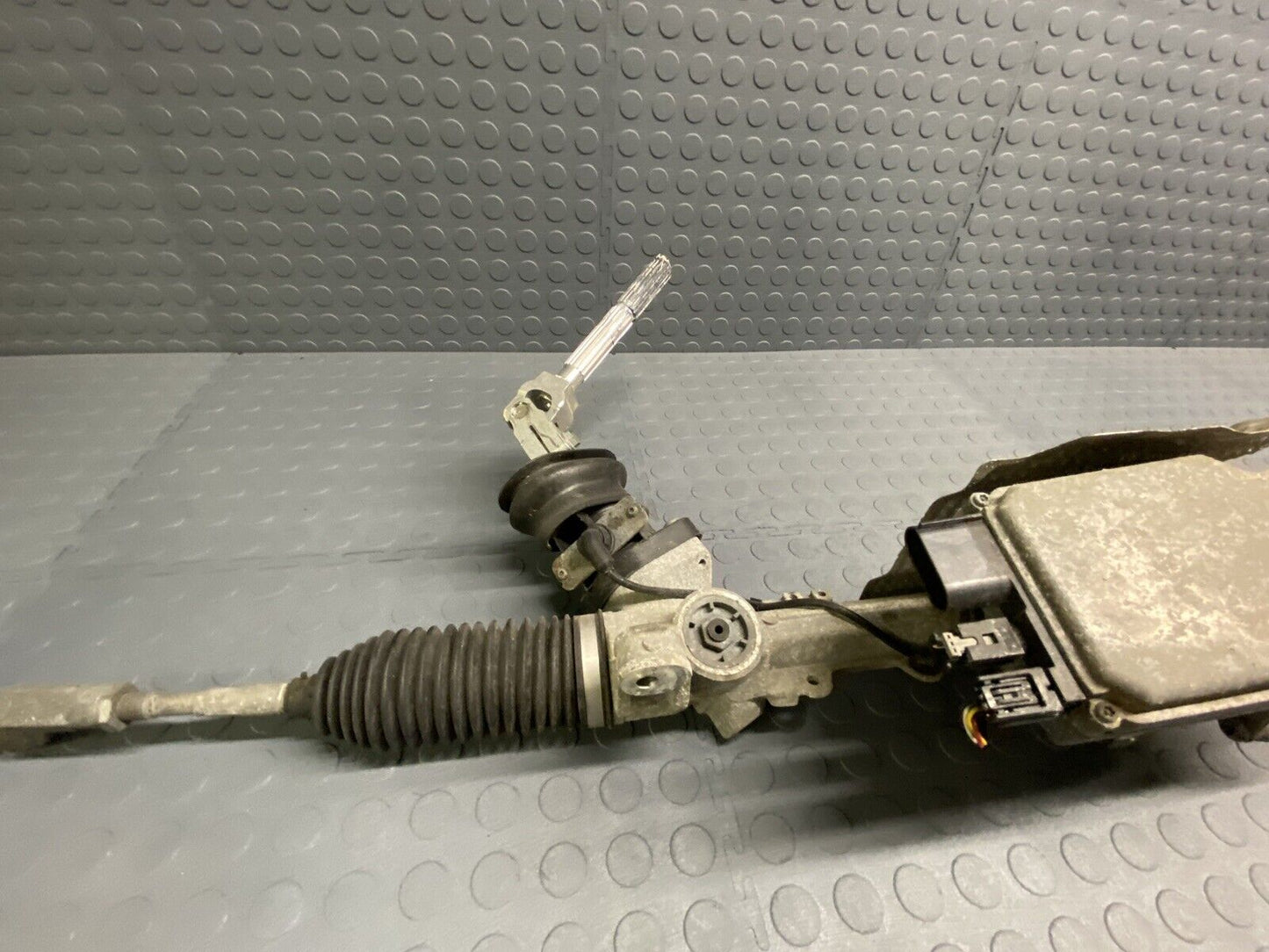 14-19 MERCEDES W117 CLA250 CLA45 ELECTIC POWER STEERING GEAR RACK PINION OEM