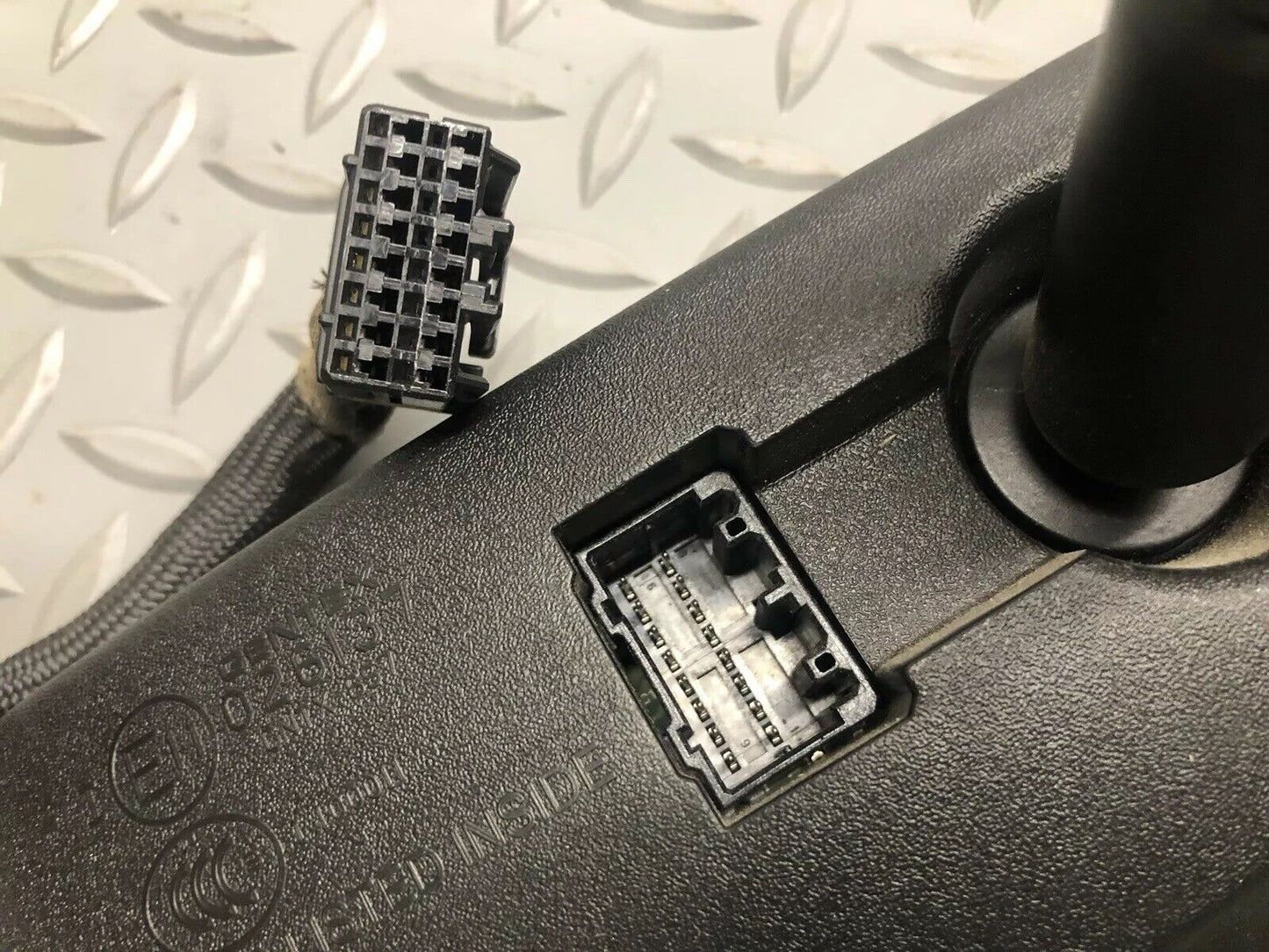 Gentex GM OnStar Autodim Rearview Mirror w/BACKUP DISPLAY For Factory Camera