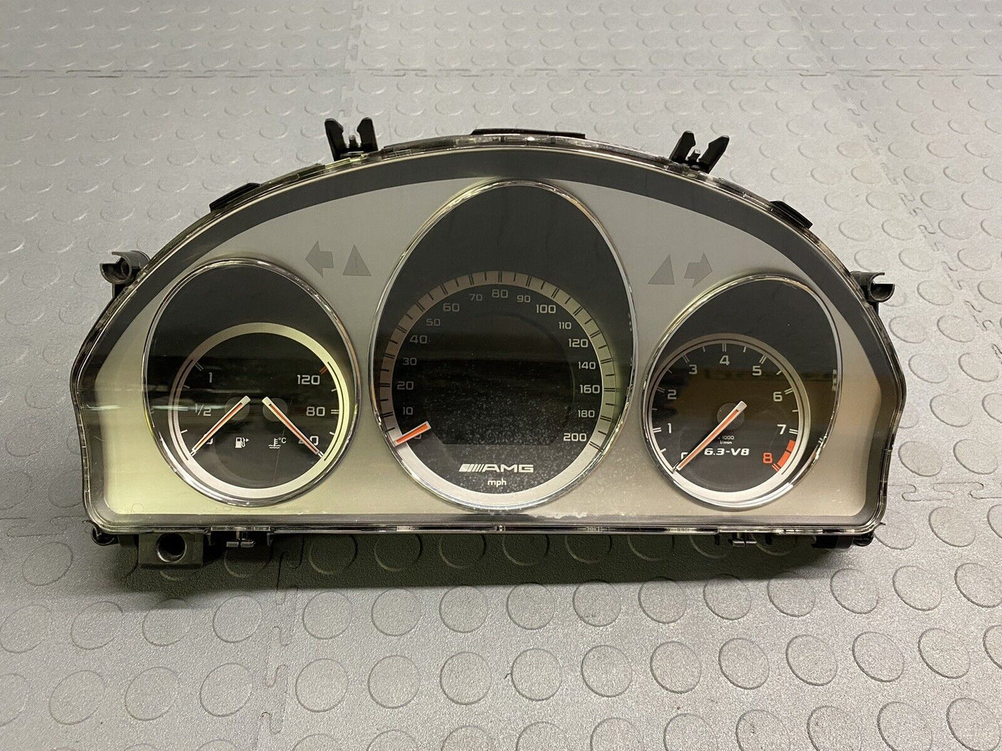 2008-2011 Mercedes W204 C63 AMG Instrument Speedometer Cluster A2049064200 102k