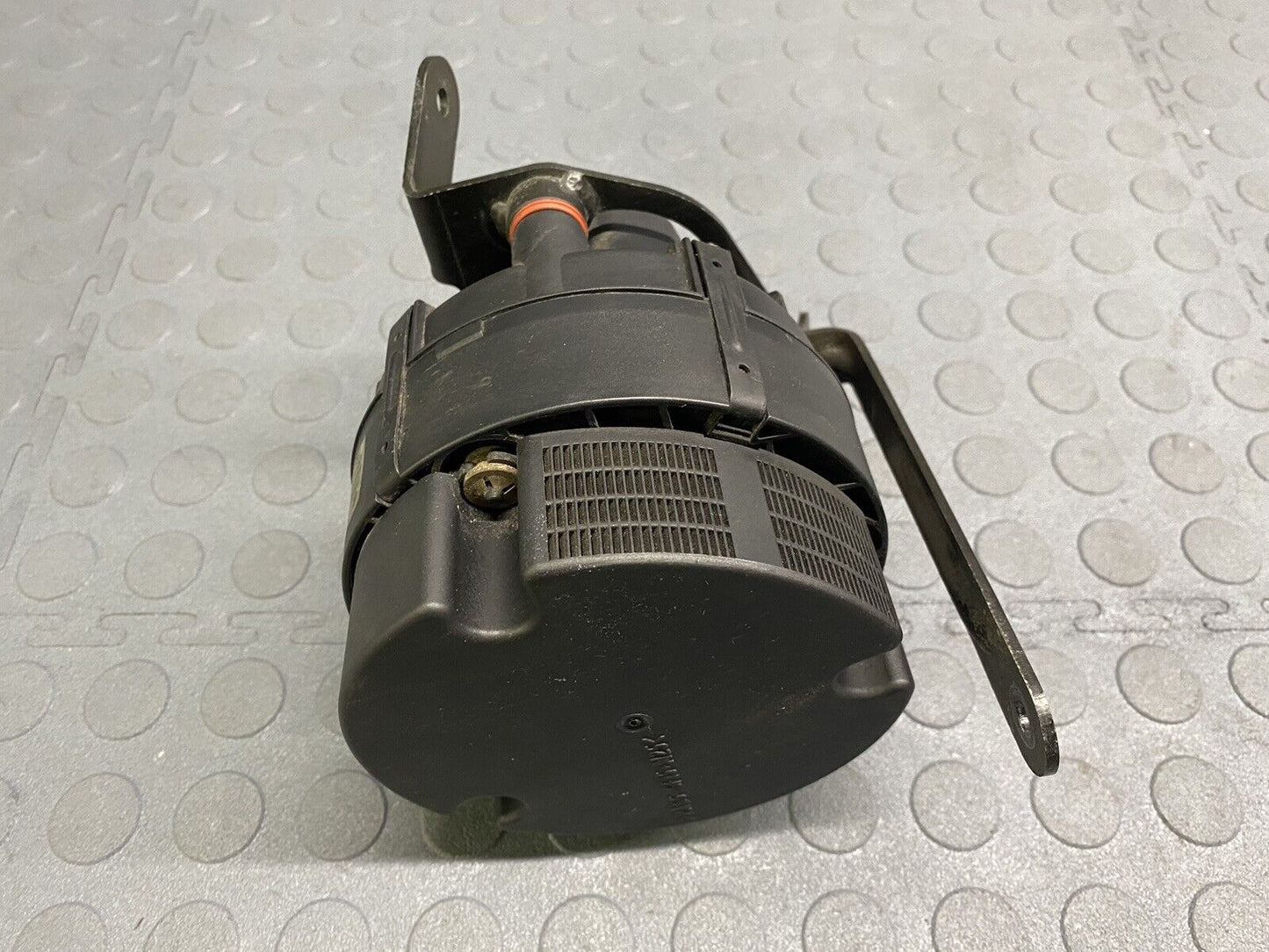 R170 MERCEDES SLK32 AMG BOSCH Air Injection Pump 0580000020 A0001404385