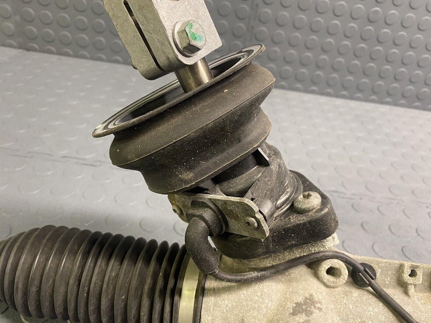 14-19 MERCEDES W117 CLA250 CLA45 ELECTIC POWER STEERING GEAR RACK PINION OEM