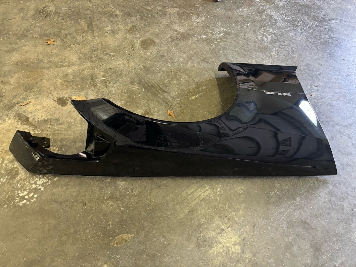 CADILLAC XLR 2004-2009 OEM FRONT RIGHT PASSENGER WING FENDER PANEL NICE!