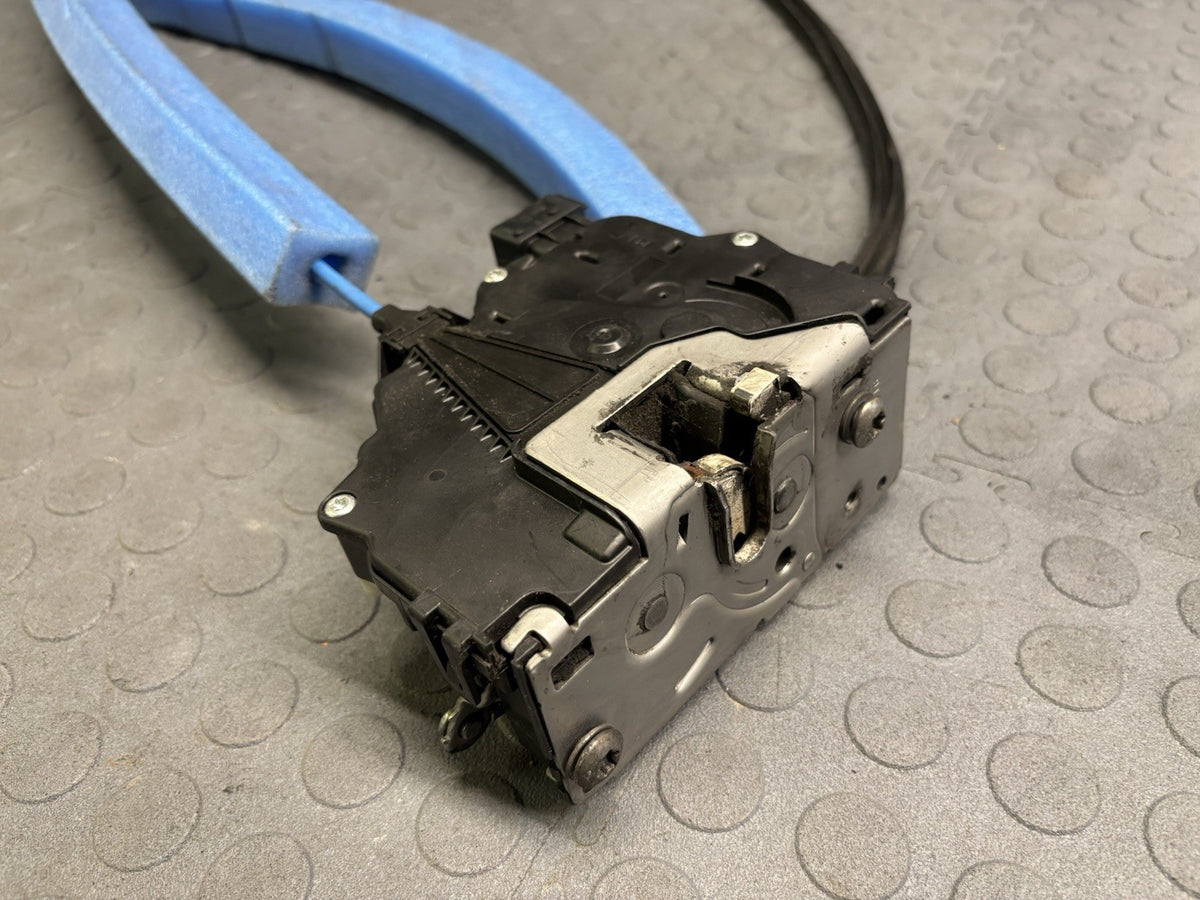 14-18 RAM Promaster Genuine Mopar Sliding Door Latch Right 68226180AD