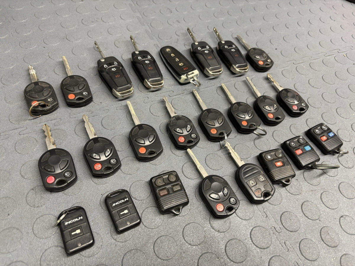 Wholesale LOT of 24 Ford Keyless Entry Remote Remotes Fob Fobs Locksmith