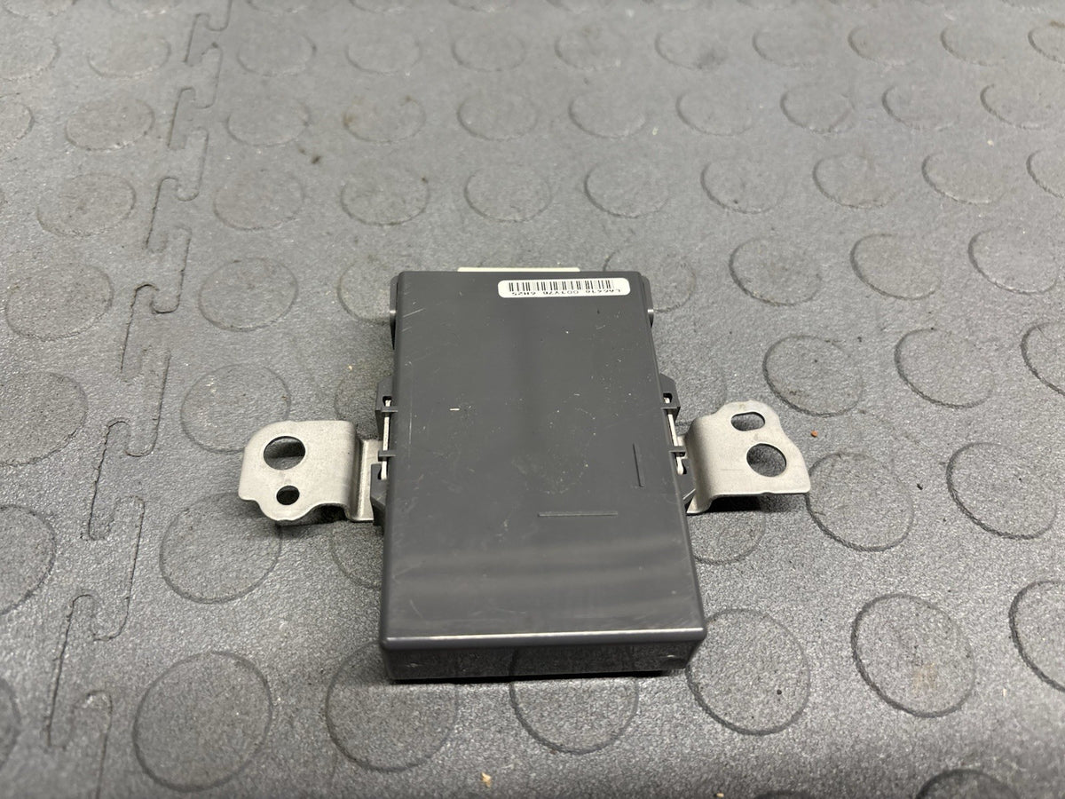 2015 - 2019 LEXUS RC300 IS350 GATEWAY NETWORK CONTROL MODULE 89100-30221