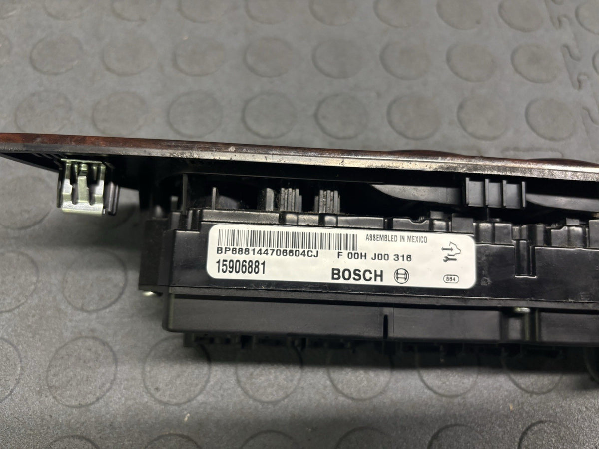 2007 - 2014 GMC Yukon Denali Front Driver Master Door Switch 15907212