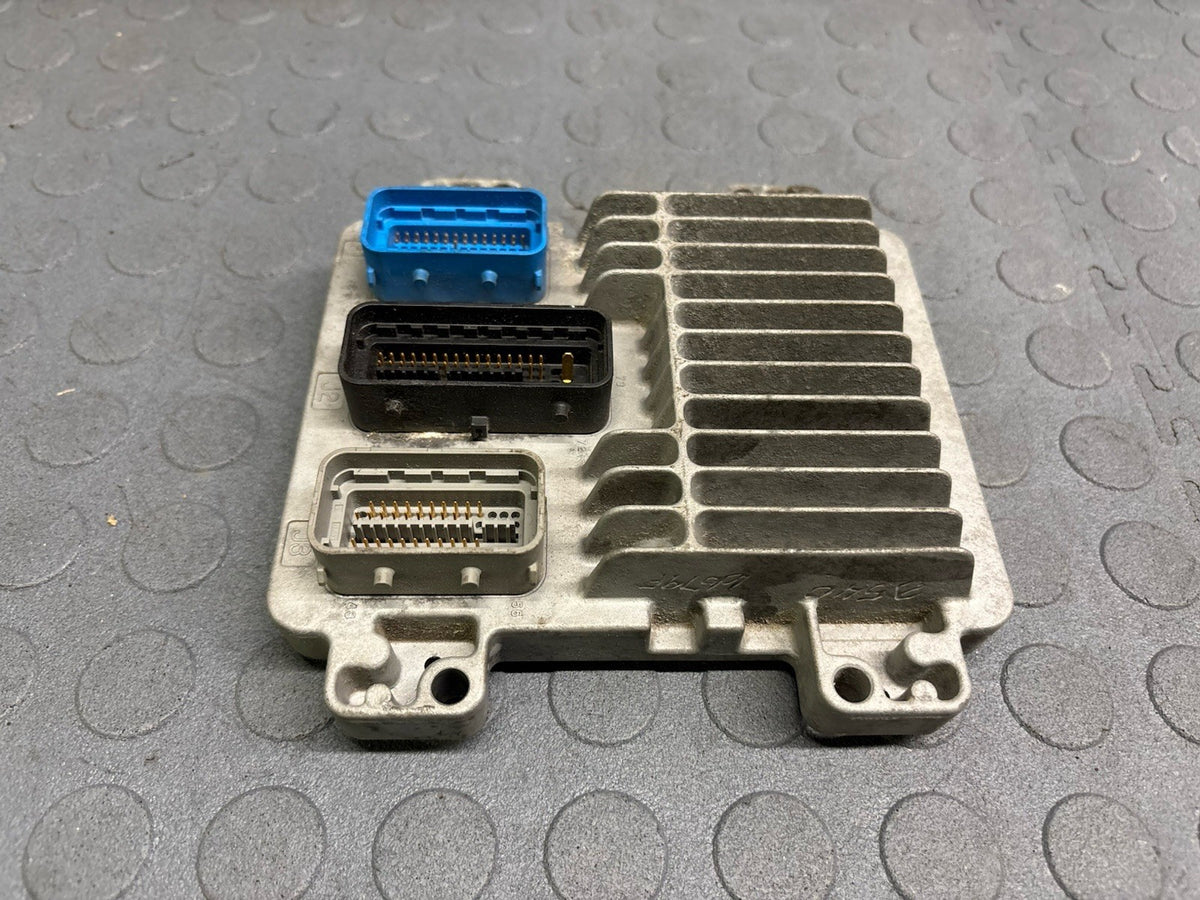 05 - 06 GM ENGINE CONTROL MODULE COMPUTER E40 ECM PCM ECU 12606493 / 12596679