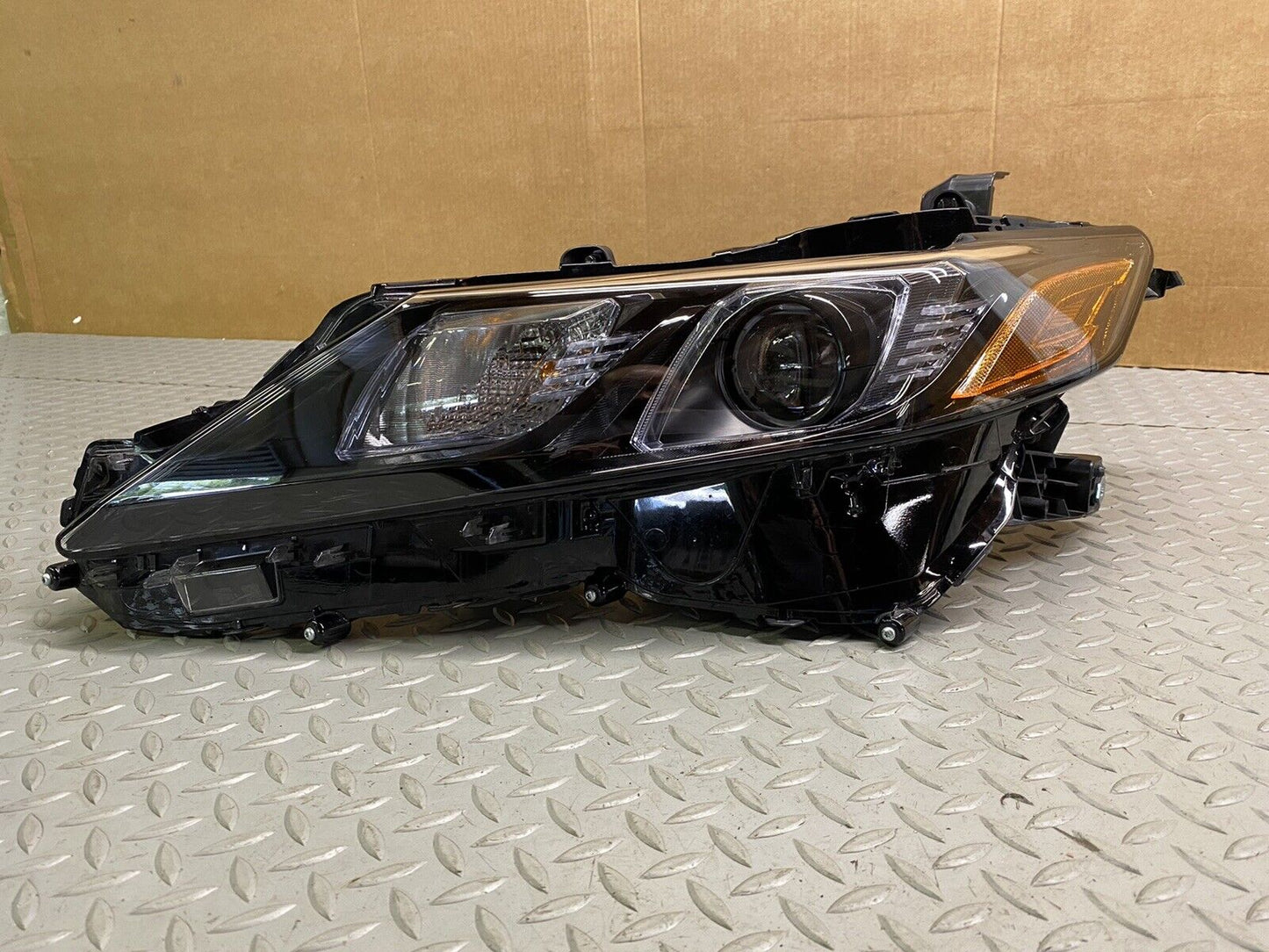 2019-2022 OEM Toyota Camry Headlight LEFT LED Black Bezel Headlight NO DAMAGE!!!