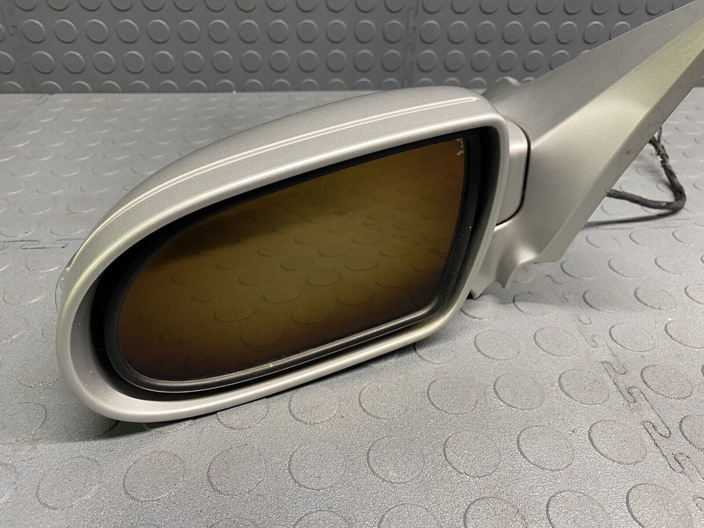 MERCEDES R230 SL500 SL-CLASS DRIVER/LEFT FRONT SIDE VIEW MIRROR IRIDIUM SILVER