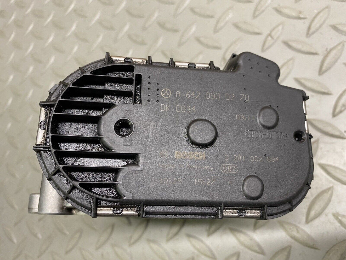 Mercedes W251 R350 GL350 Bluetec Diesel Throttle Body Actuator 6420900270 OEM
