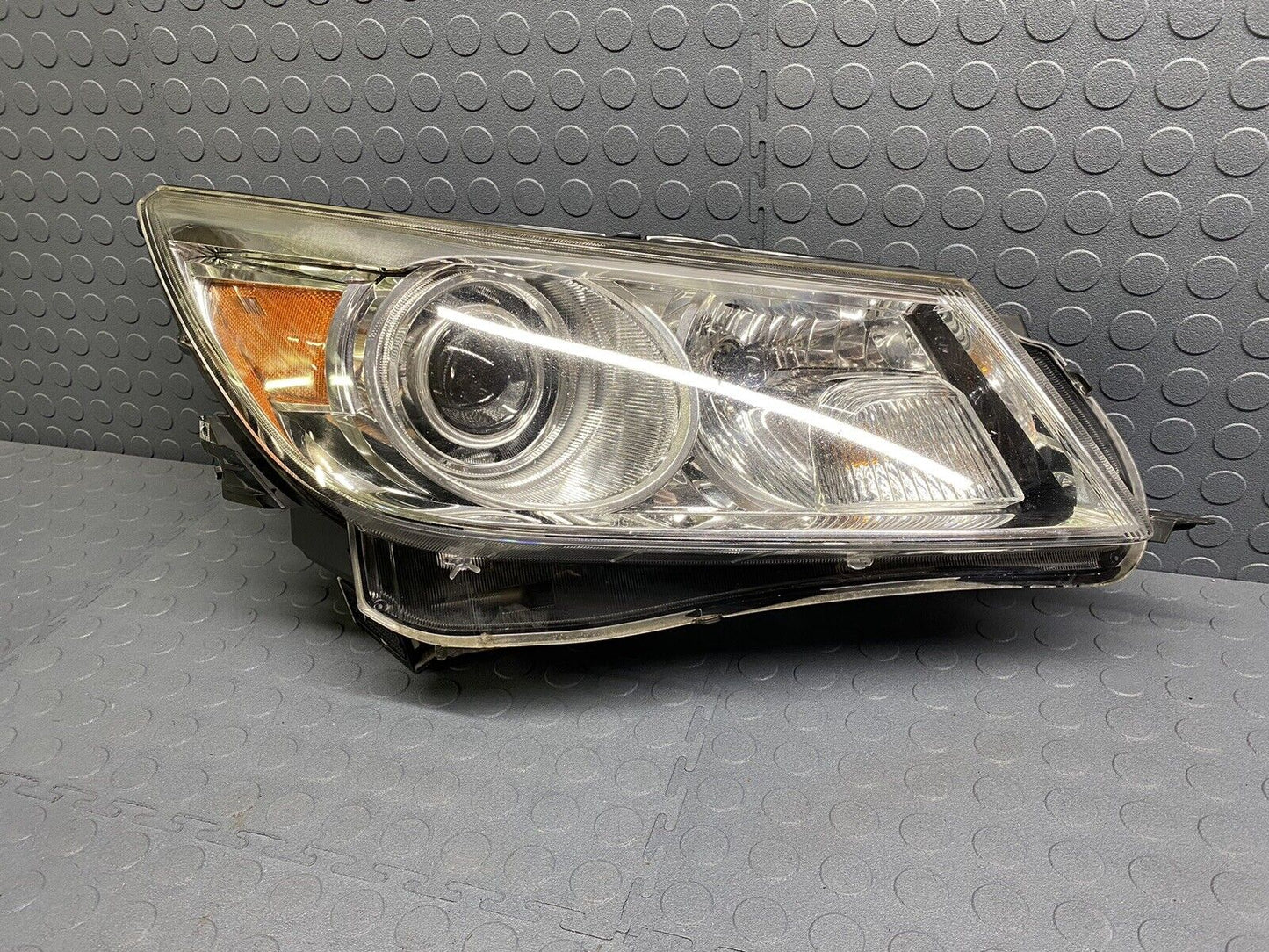 2010 - 2013 Buick Lacrosse Passenger Right Xenon HID Headlight AFS   No Damage