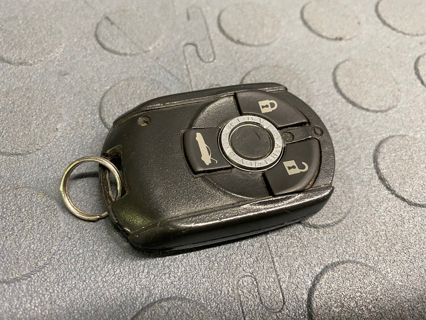 OEM CADILLAC XLR KEYLESS REMOTE FOB TRANSMITTER #1 10347463