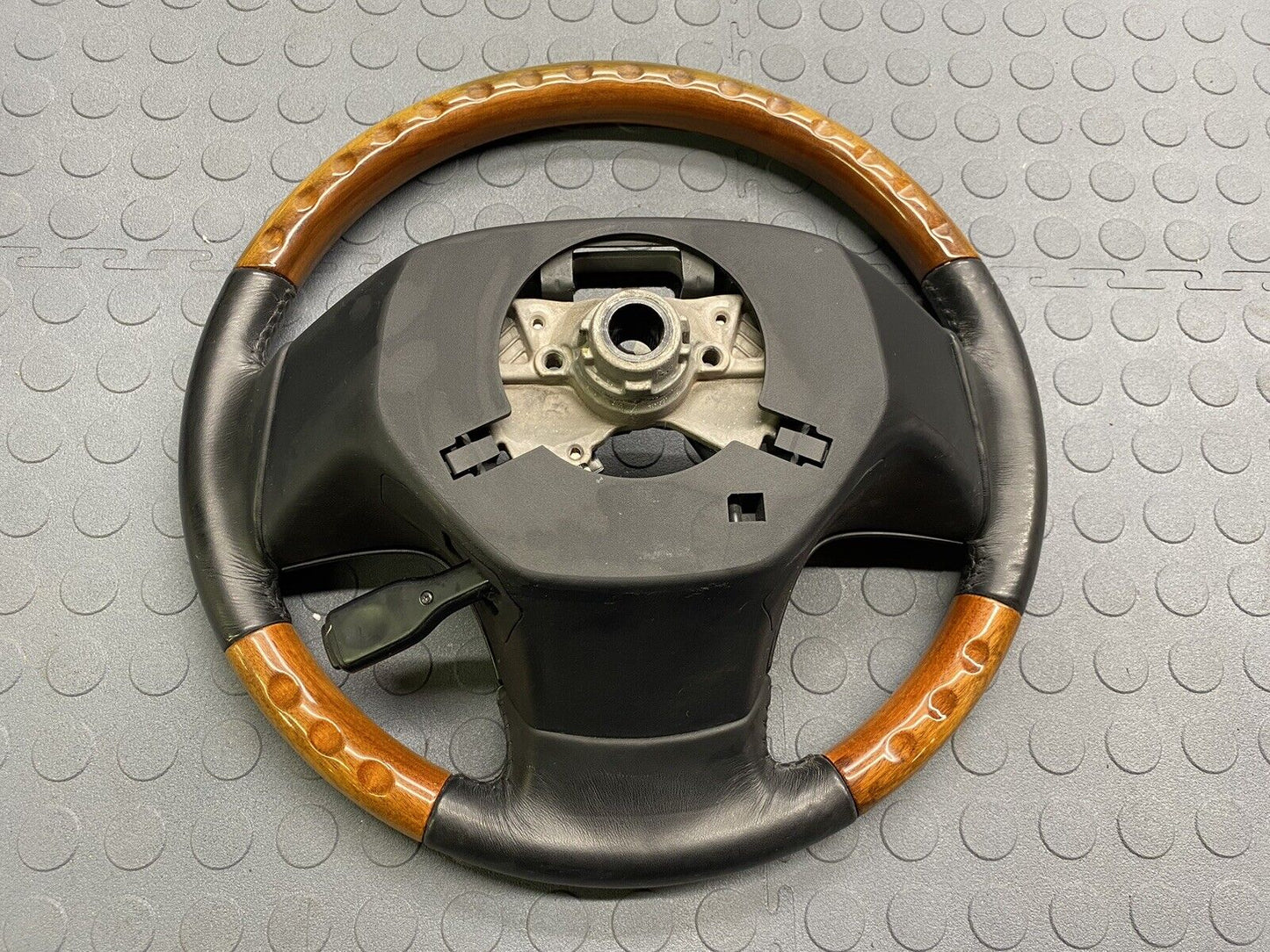 2010-2012 LEXUS RX350 STEERING WHEEL BLACK LEATHER WOOD GRAIN W/ SWITCHES NICE!!