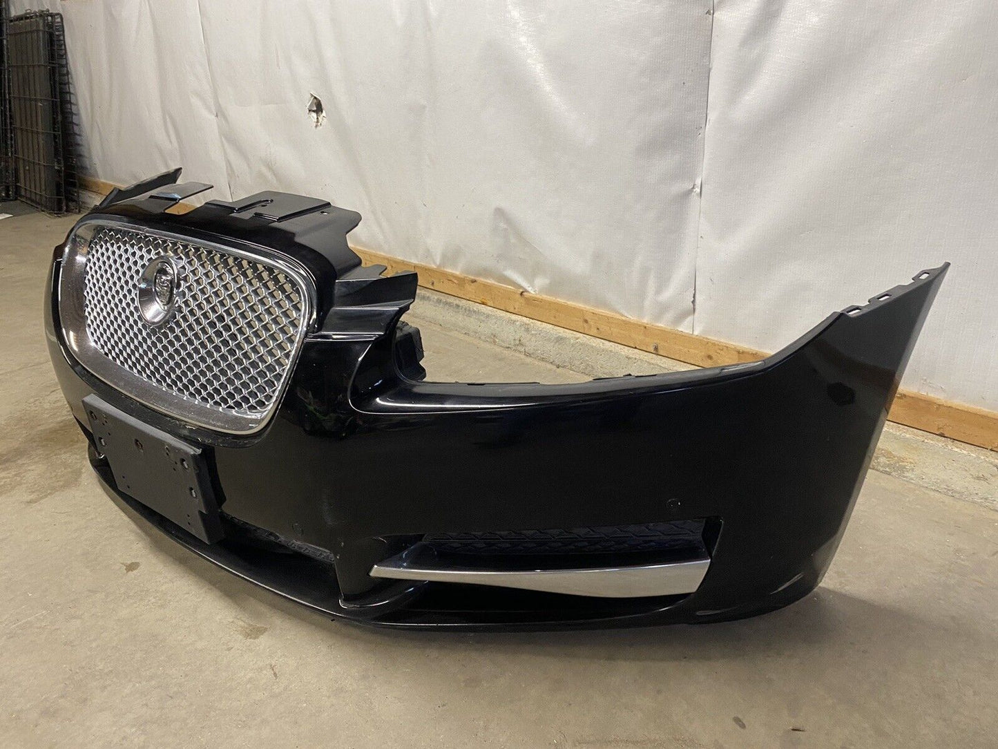 2009-2011 Jaguar XF Supercharged Front Bumper Cover With Grilles OEM COMPLETE