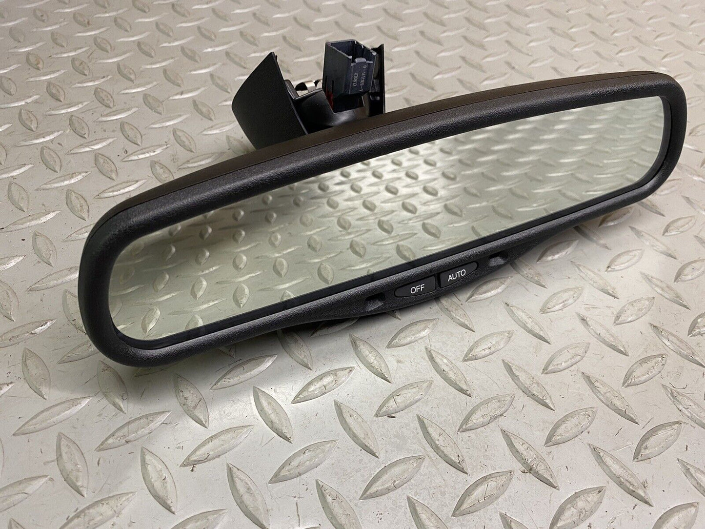 FACTORY OEM 2003 to 2007 Jaguar XJ8 XJR Auto Dim Rear View Mirror