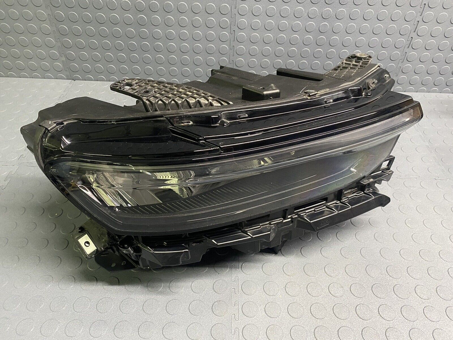 2022-2024 JEEP GRAND CHEROKEE RIGHT HEADLIGHT HEADLAMP LED OEM 68376992AE