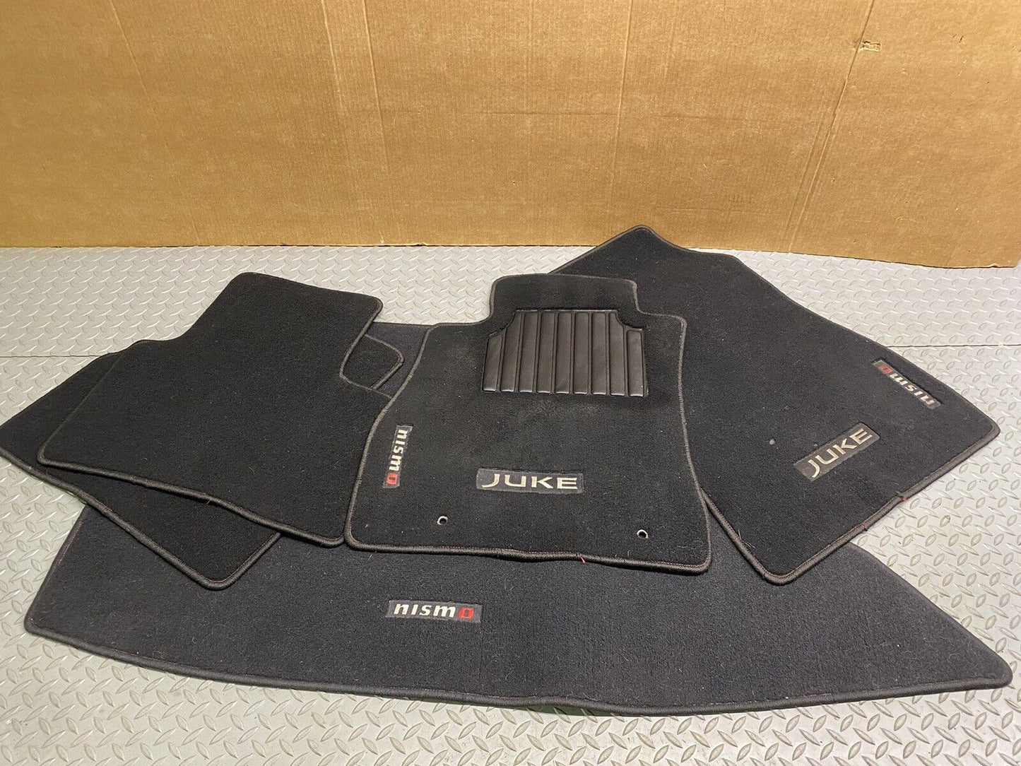 NISSAN JUKE NISMO RS OEM BLACK INTERIOR FLOOR MAT SET CARPET COMPLETE 5 PIECES