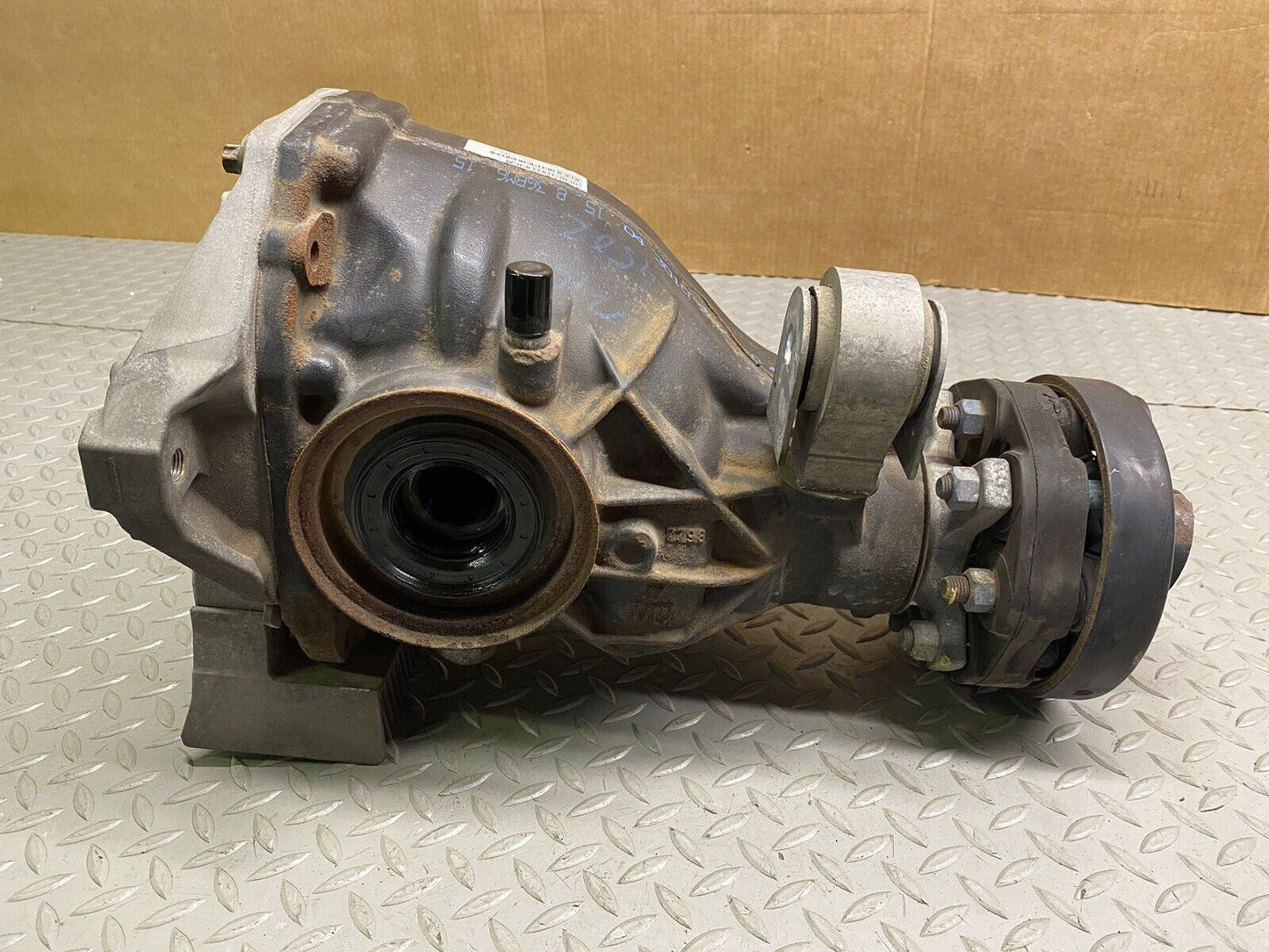 Rear Carrier Differential Mercedes W212 E63 E63s AMG 2183504802 Limited Slip