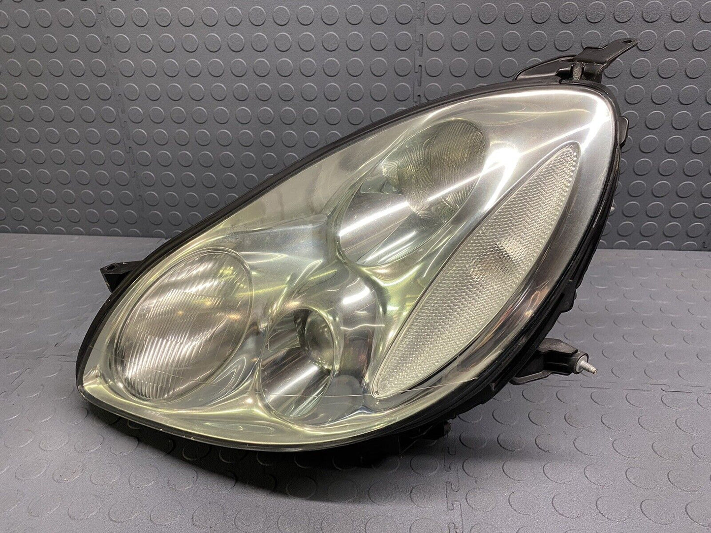 2002 2003 2004 2005 LEXUS SC430 XENON HEADLIGHT LEFT DRIVER SIDE OEM ALL TABS!!!