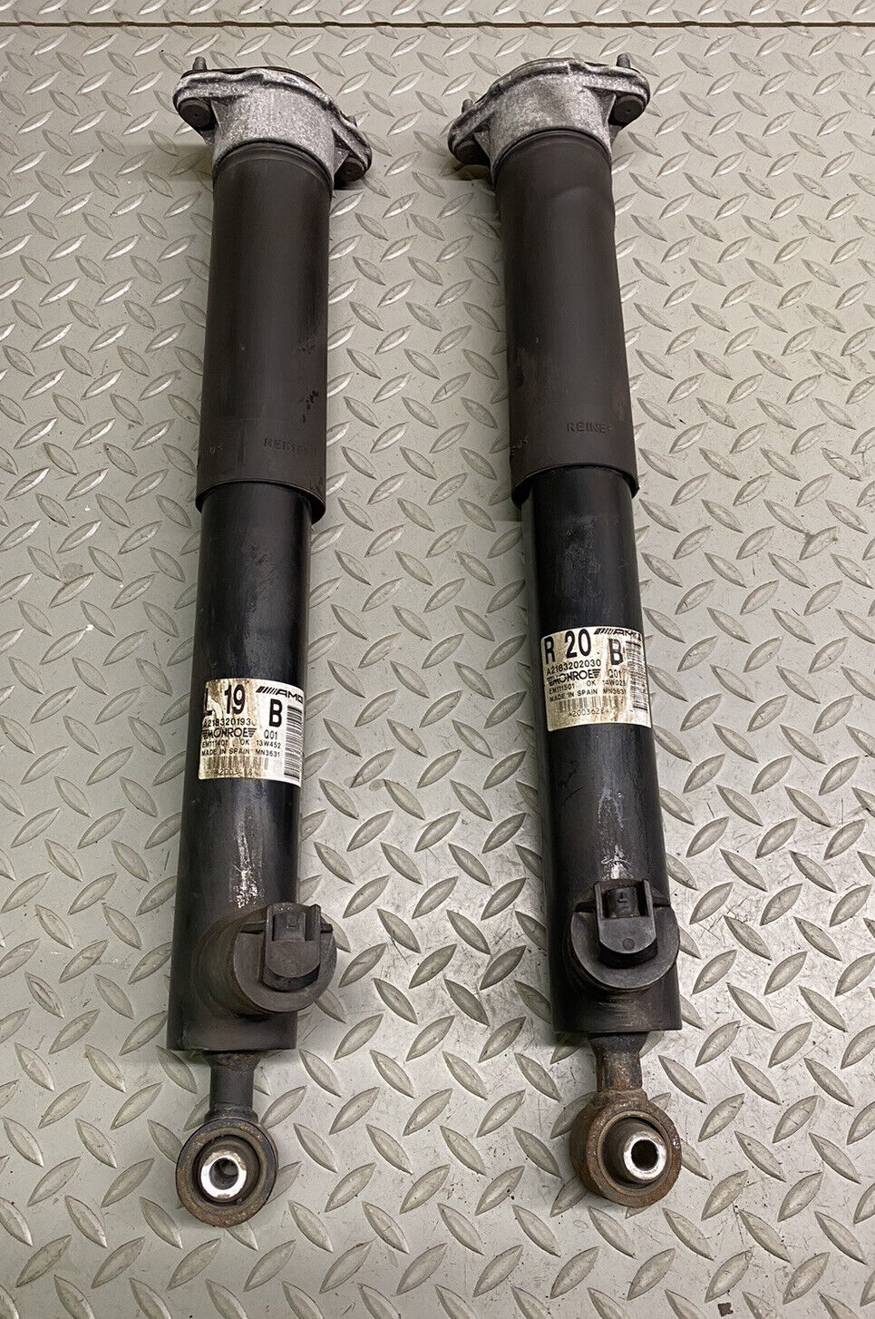 12-18 W212 W218 MERCEDES E63 CLS63 AMG REAR LEFT RIGHT SHOCK ABSORBER STRUT ADS