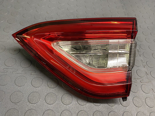 MASERATI LEVANTE REAR RIGHT SIDE INNER TAILLIGHT LIGHT LAMP OEM 2017 - 2020