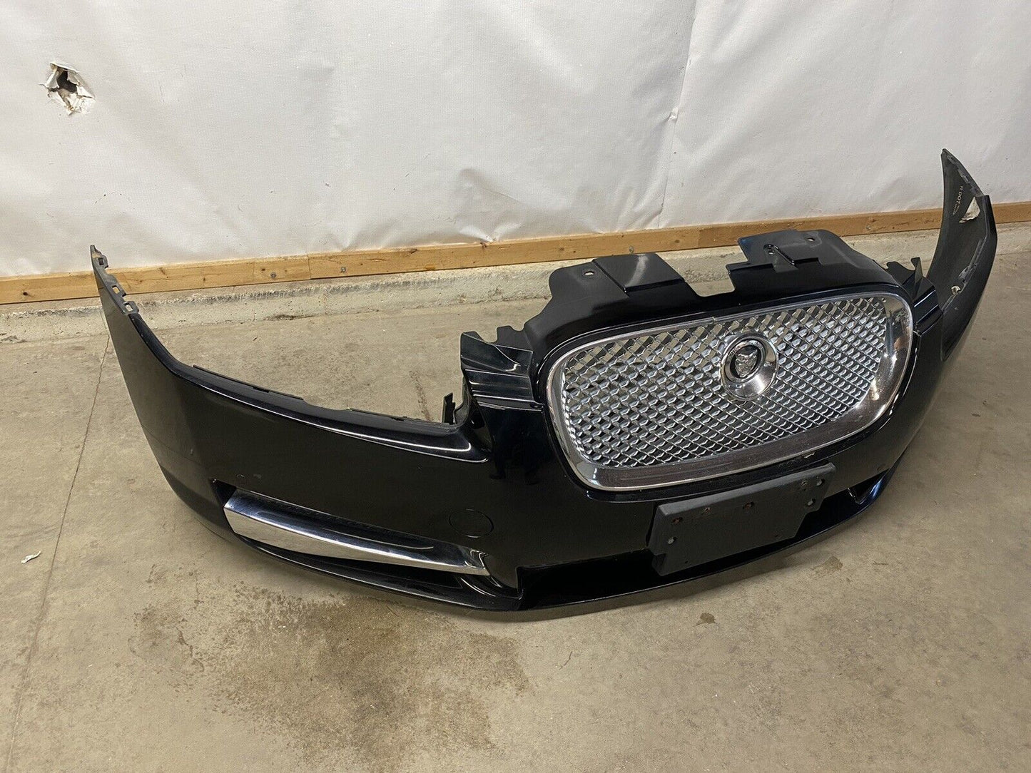 2009-2011 Jaguar XF Supercharged Front Bumper Cover With Grilles OEM COMPLETE