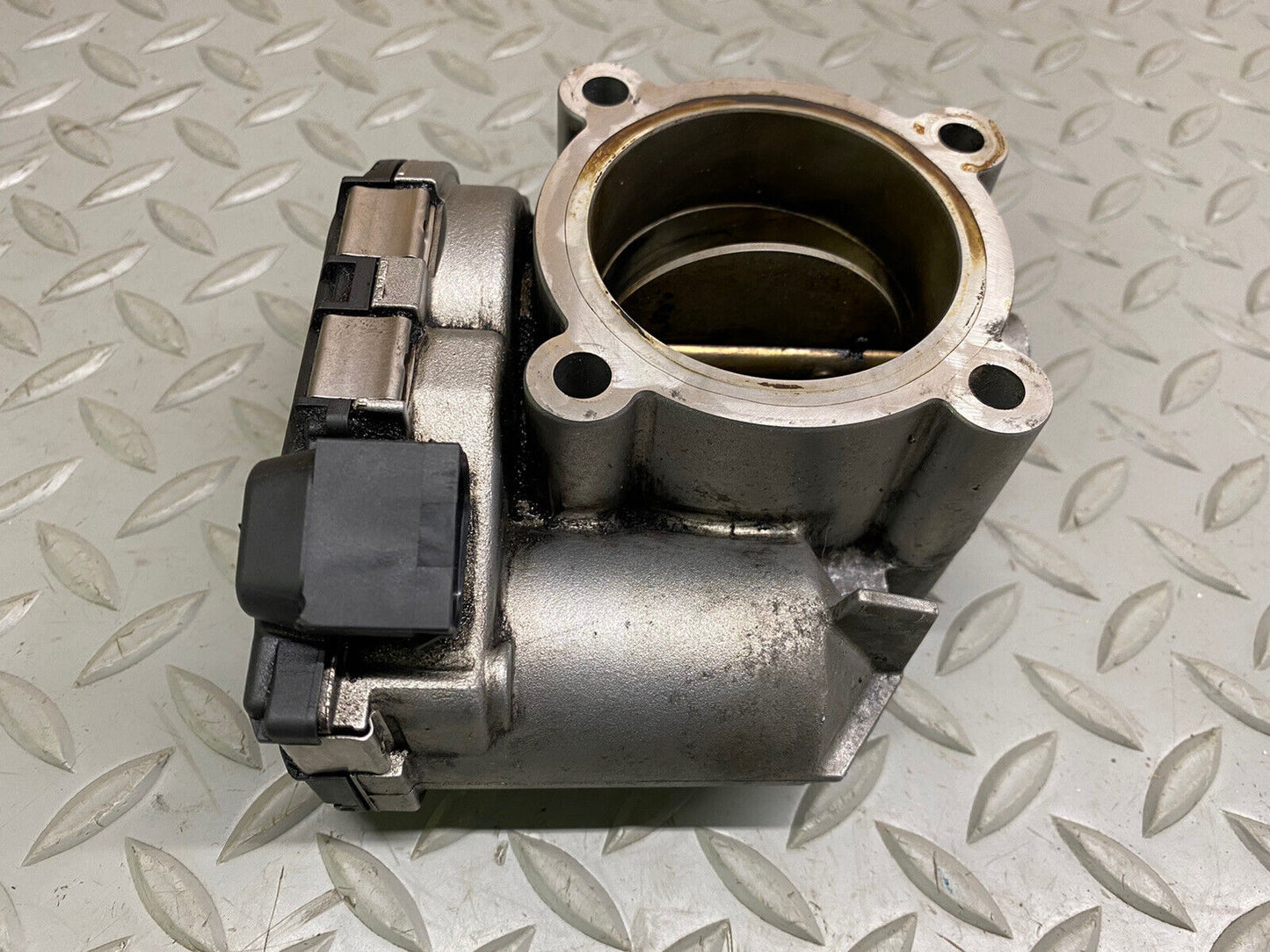 Mercedes W251 R350 GL350 Bluetec Diesel Throttle Body Actuator 6420900270 OEM